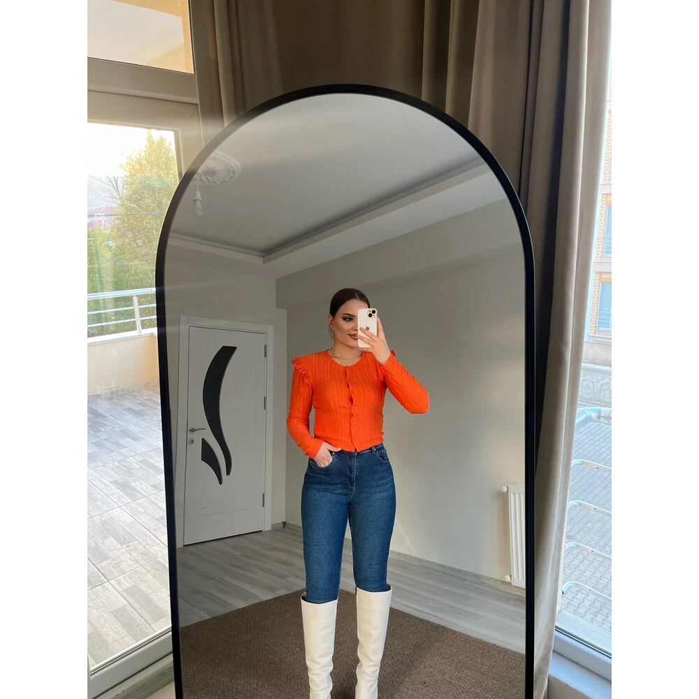 turuncu fırfırlı crop hırka