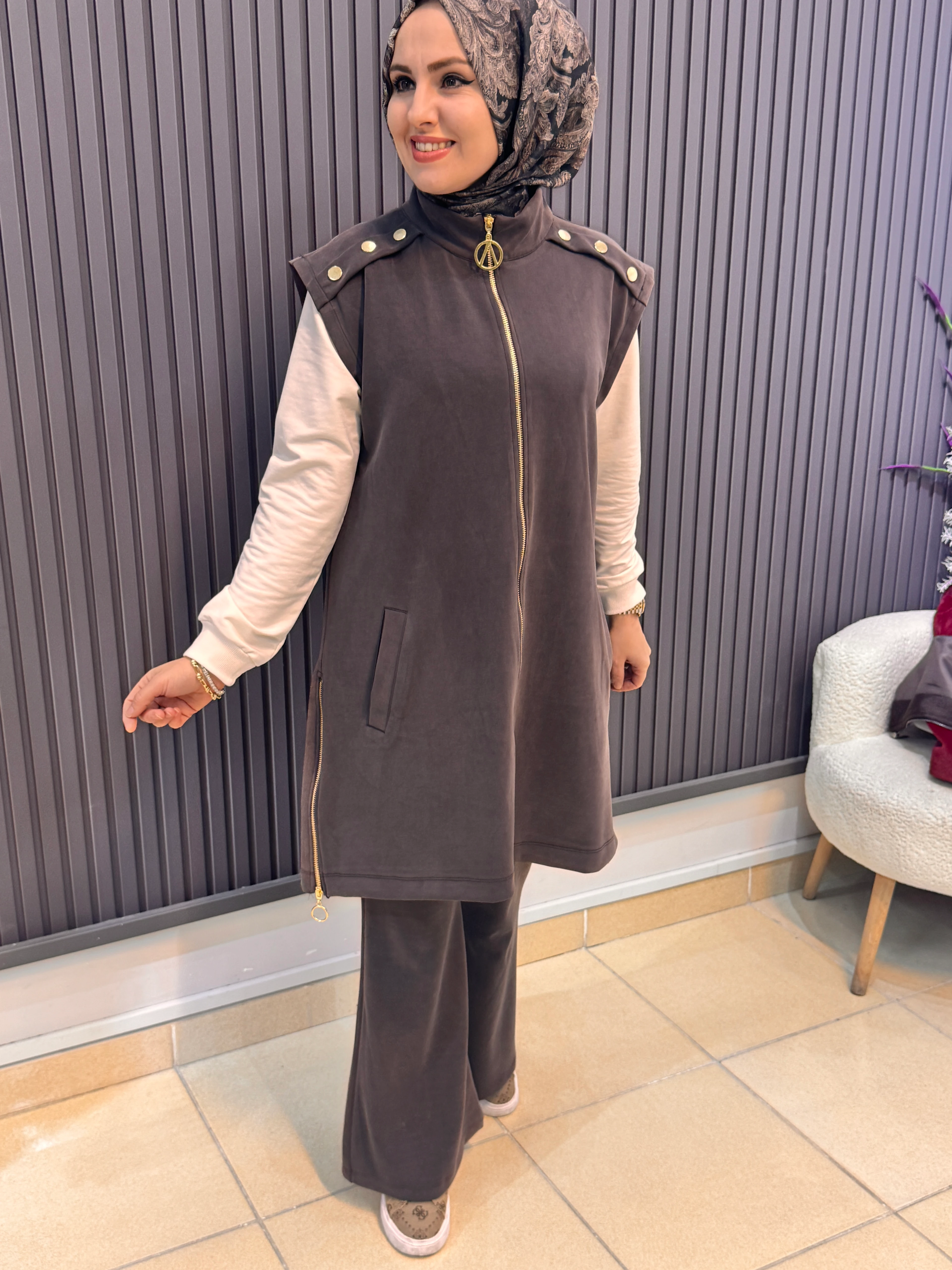 Oyşho yelekli takım