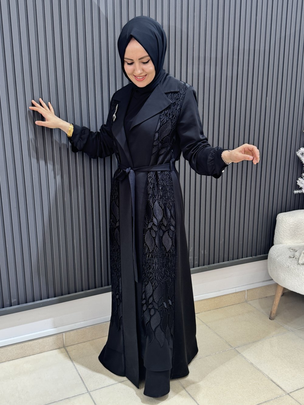zerrin abaya