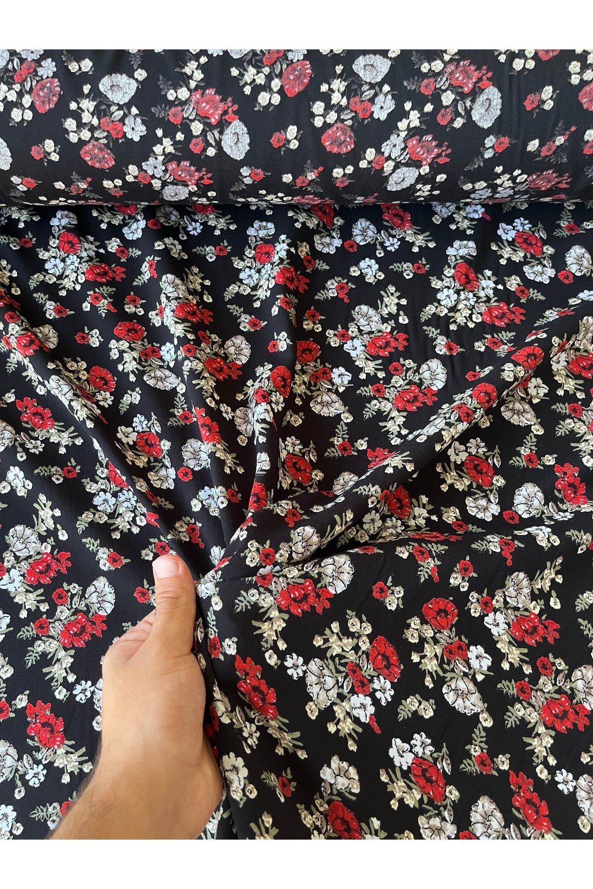 🎨 Renk Renk, Hafif Hafif: Tek En Viskon Kumaş ile Yaz Geldi! 🌞
