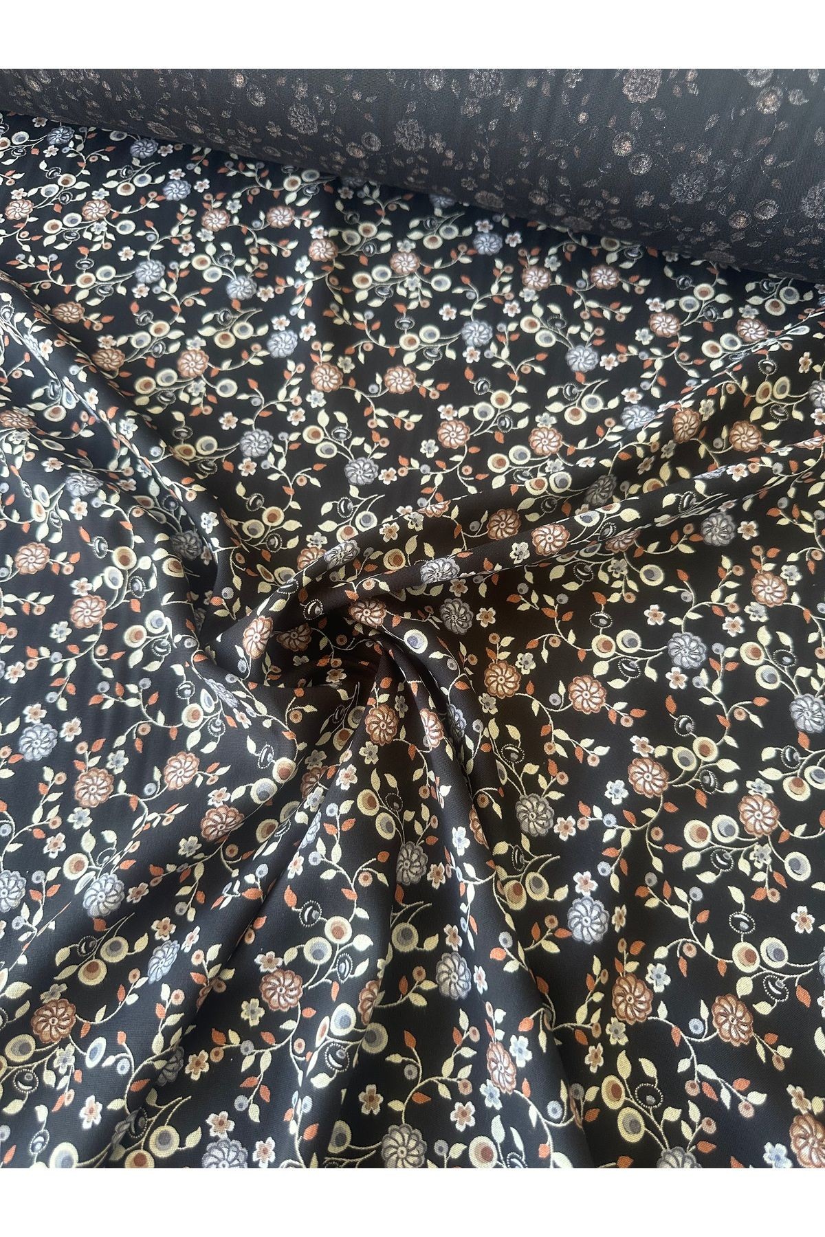 🧵 %100 Doğal Tek En Viskon Kumaş – Serin, Hafif ve Dökümlü
