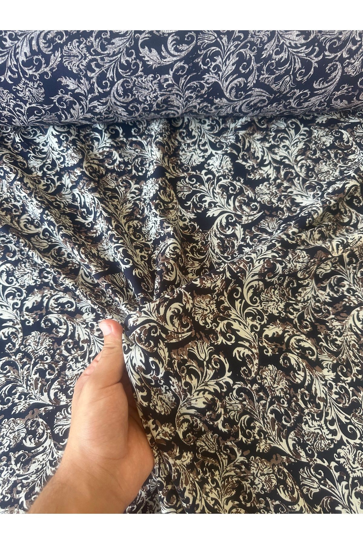 🎨 Renk Renk, Hafif Hafif: Tek En Viskon Kumaş ile Yaz Geldi! 🌞