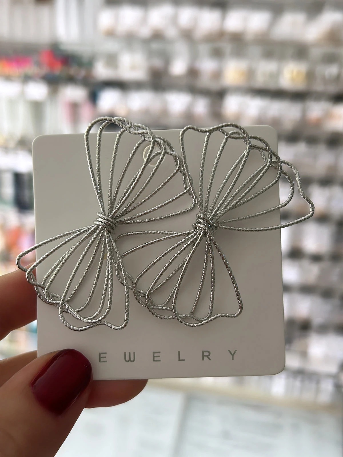 Fiyonk Model Gümüş Küpe