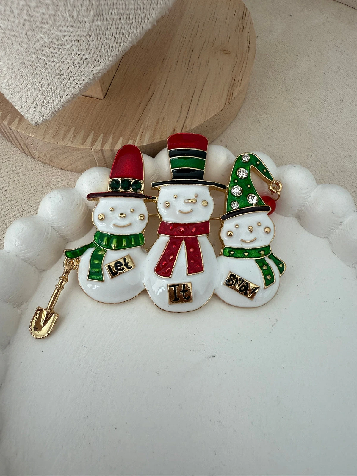 Kardan Adam Yılbaşı Broş