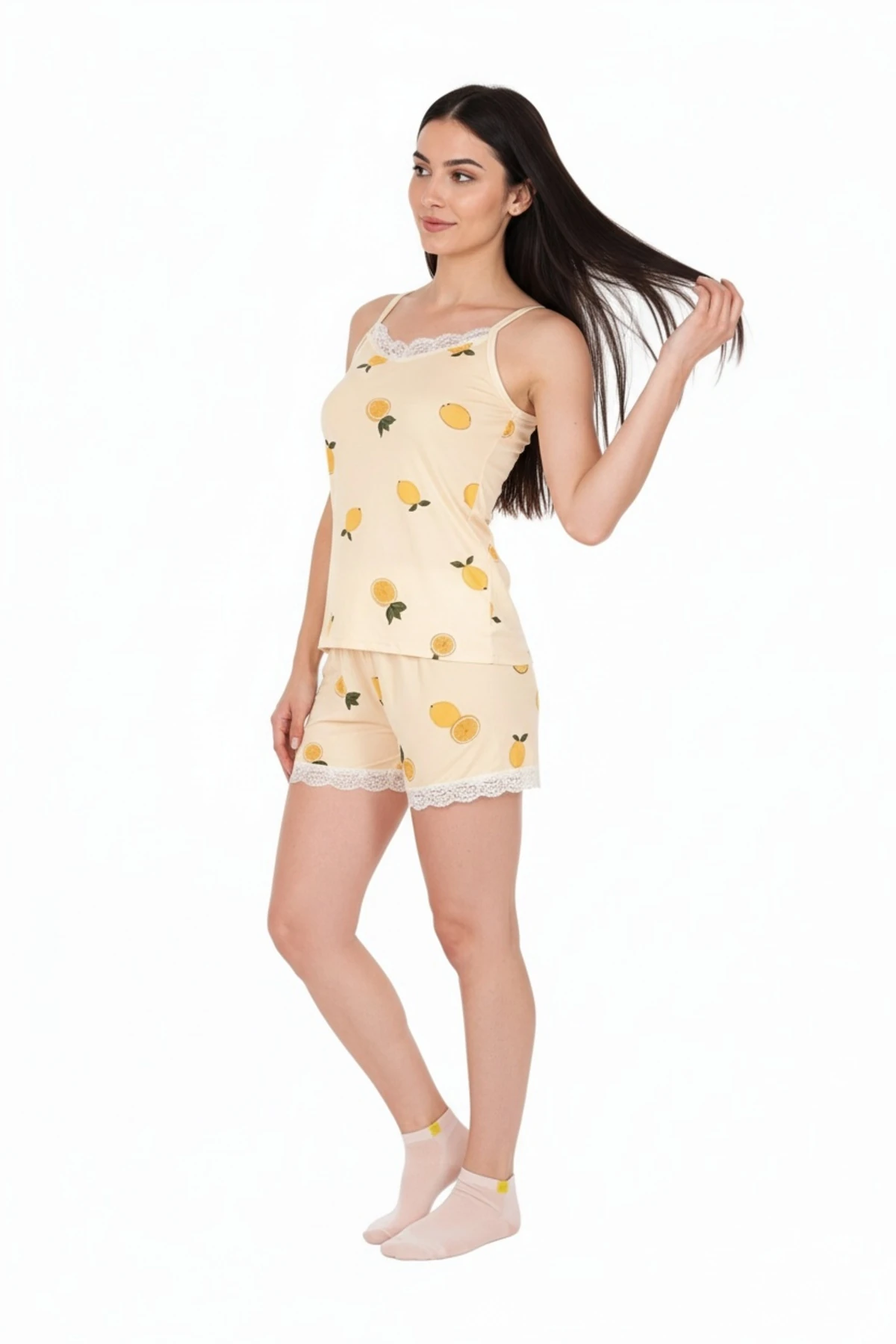 Kadın Limon Desenli Yumuşak Dokulu Penye İp Askılı Şortlu Pijama Takımı