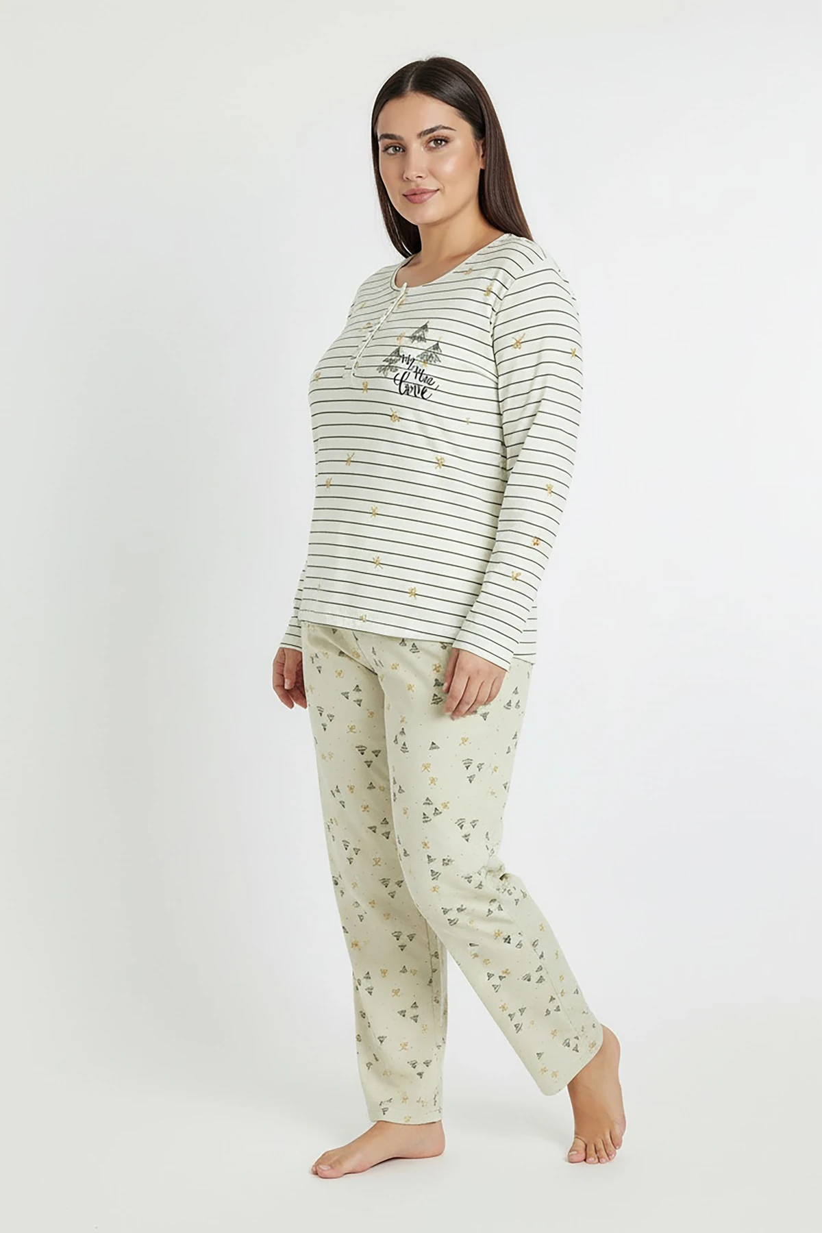 Üstü Yatay Çizgili Altı Desenli Elite Viscose Uzun Büyük Beden Pijama Takımı Beyaz 3590