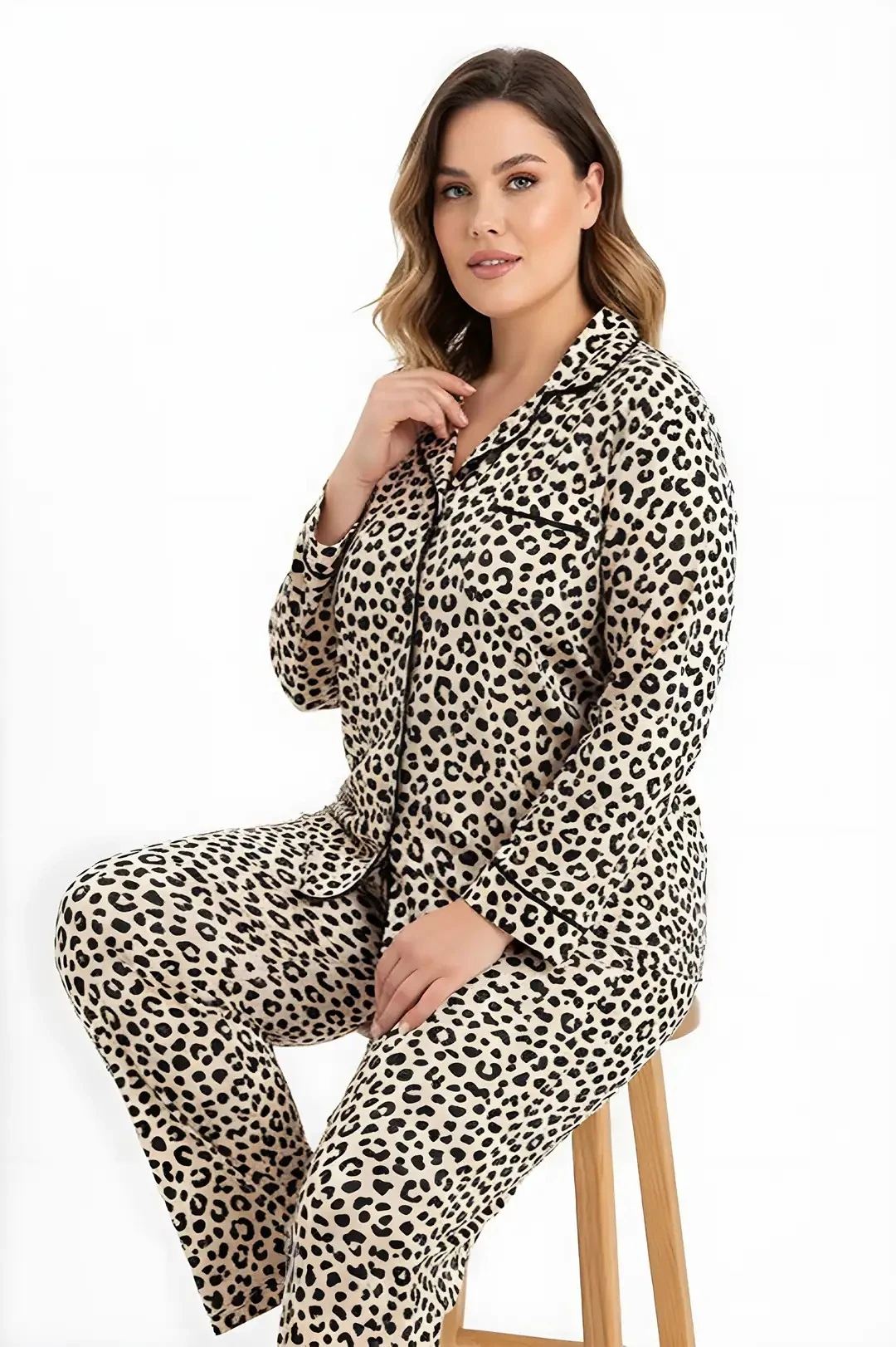 Luxury Viscose Leopar Desenli Kadın Uzun Kollu Büyük Beden Pijama Takımı – 42526