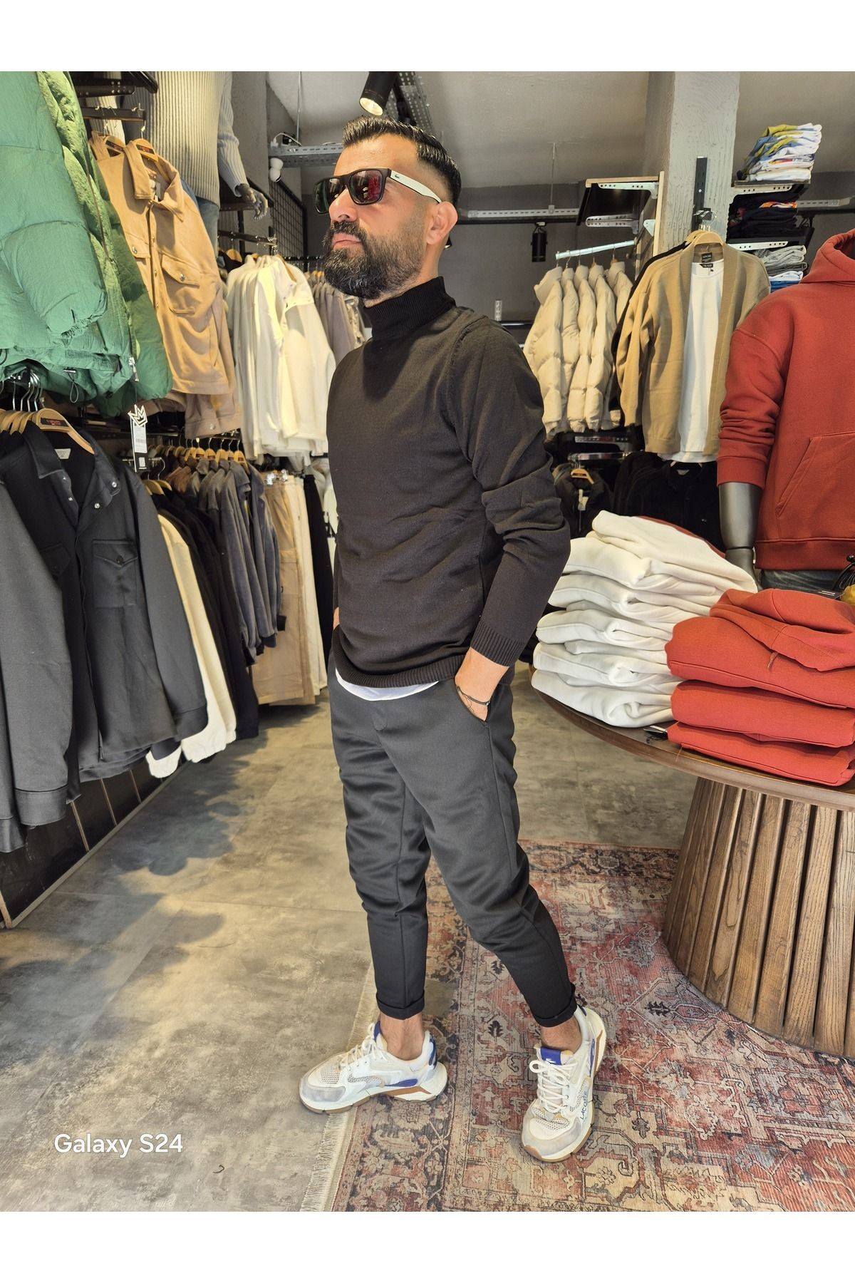 Siyah Balıkçı Yaka Triko