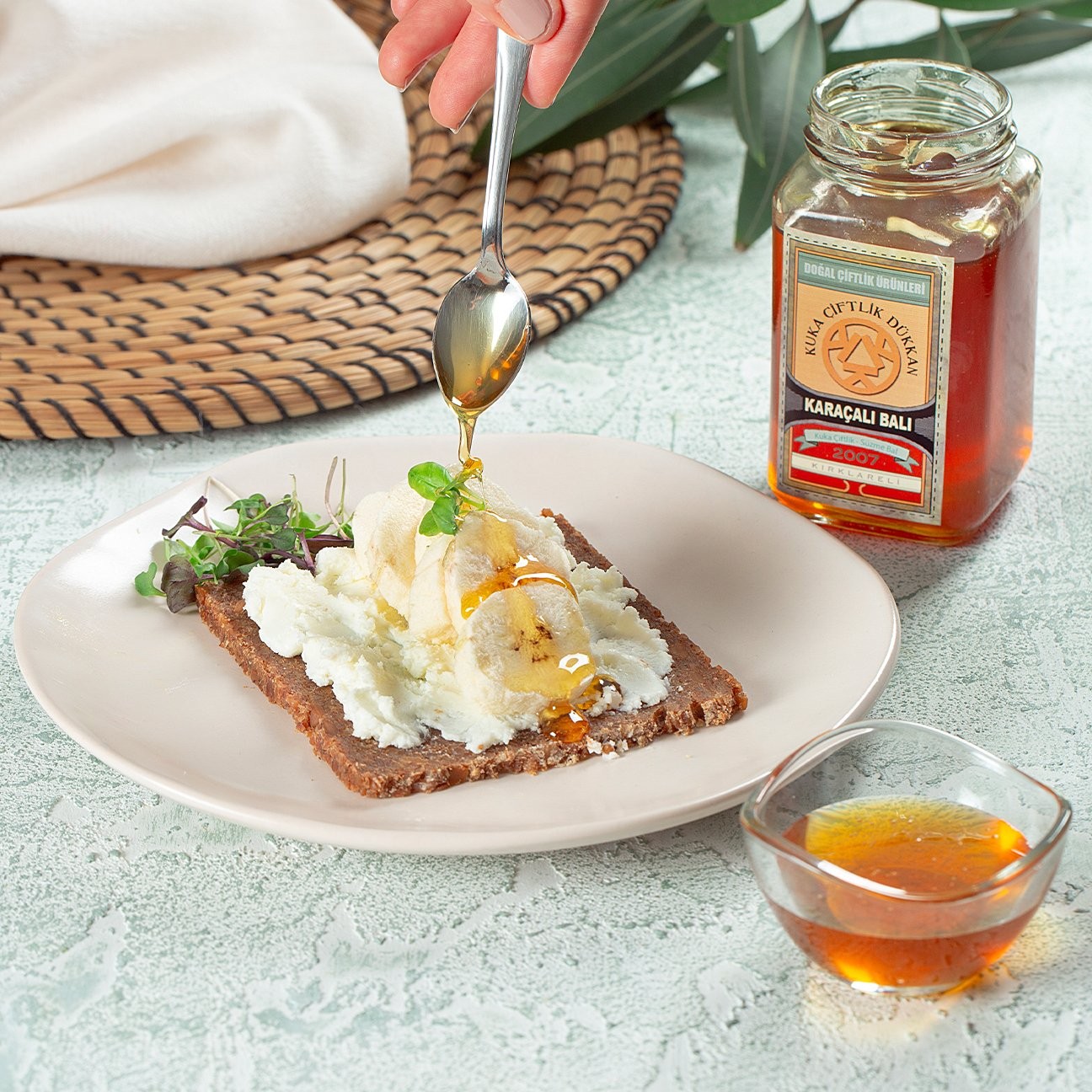 Karaçalı Balı (325 Gr)