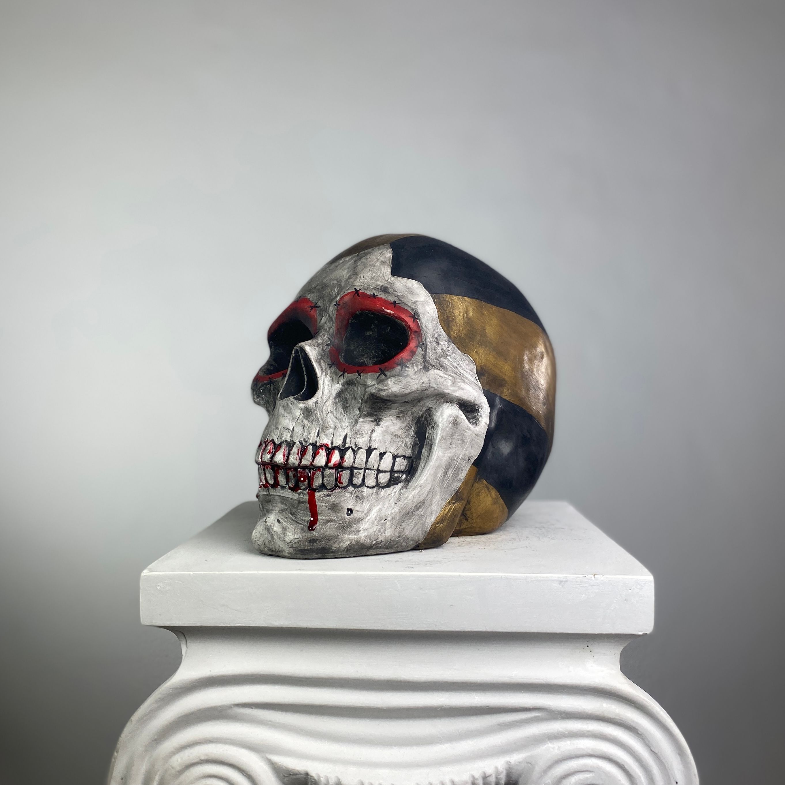 Skull Circus Heykel