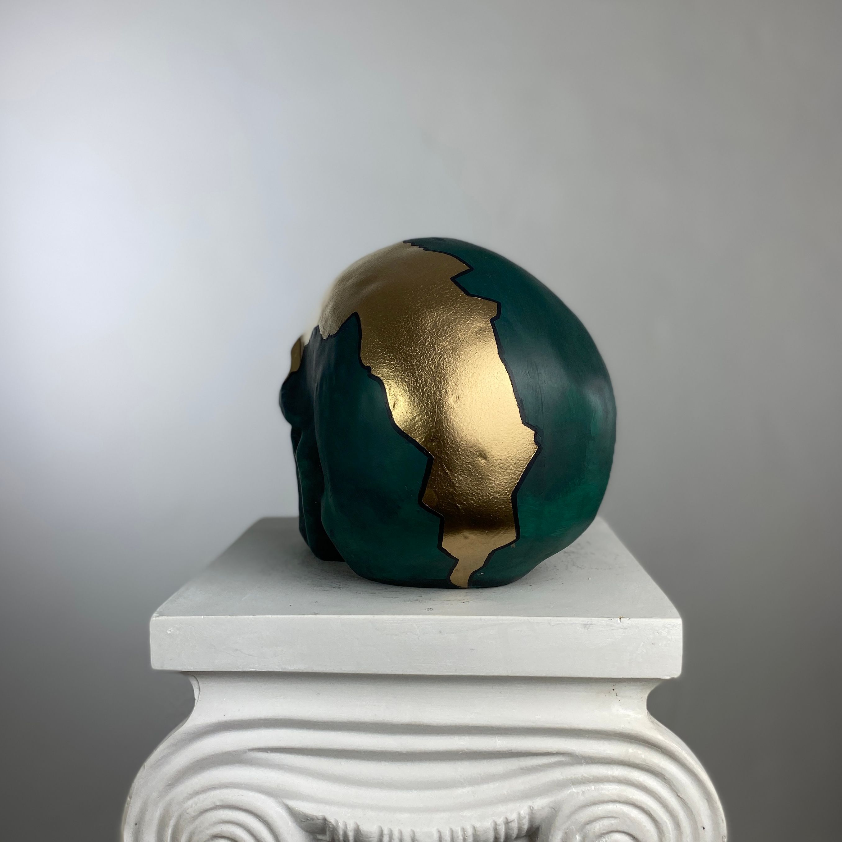 Skull Golden Rift Heykel