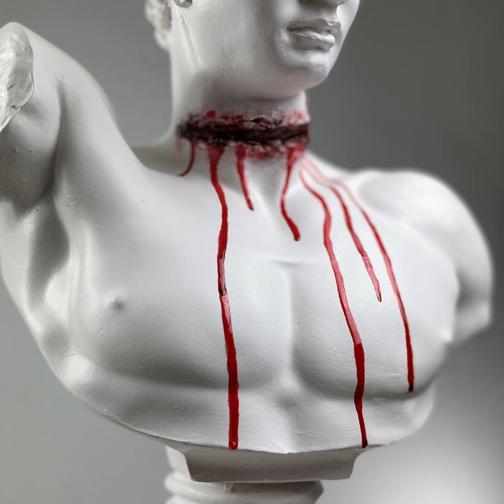 Hermes Cut Throat Büyük Heykel