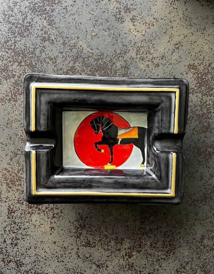 Black Pearl Kül Tablası