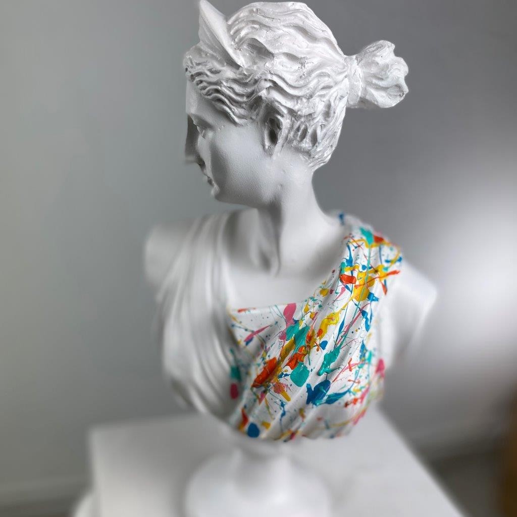 Artemis Candy Heykel