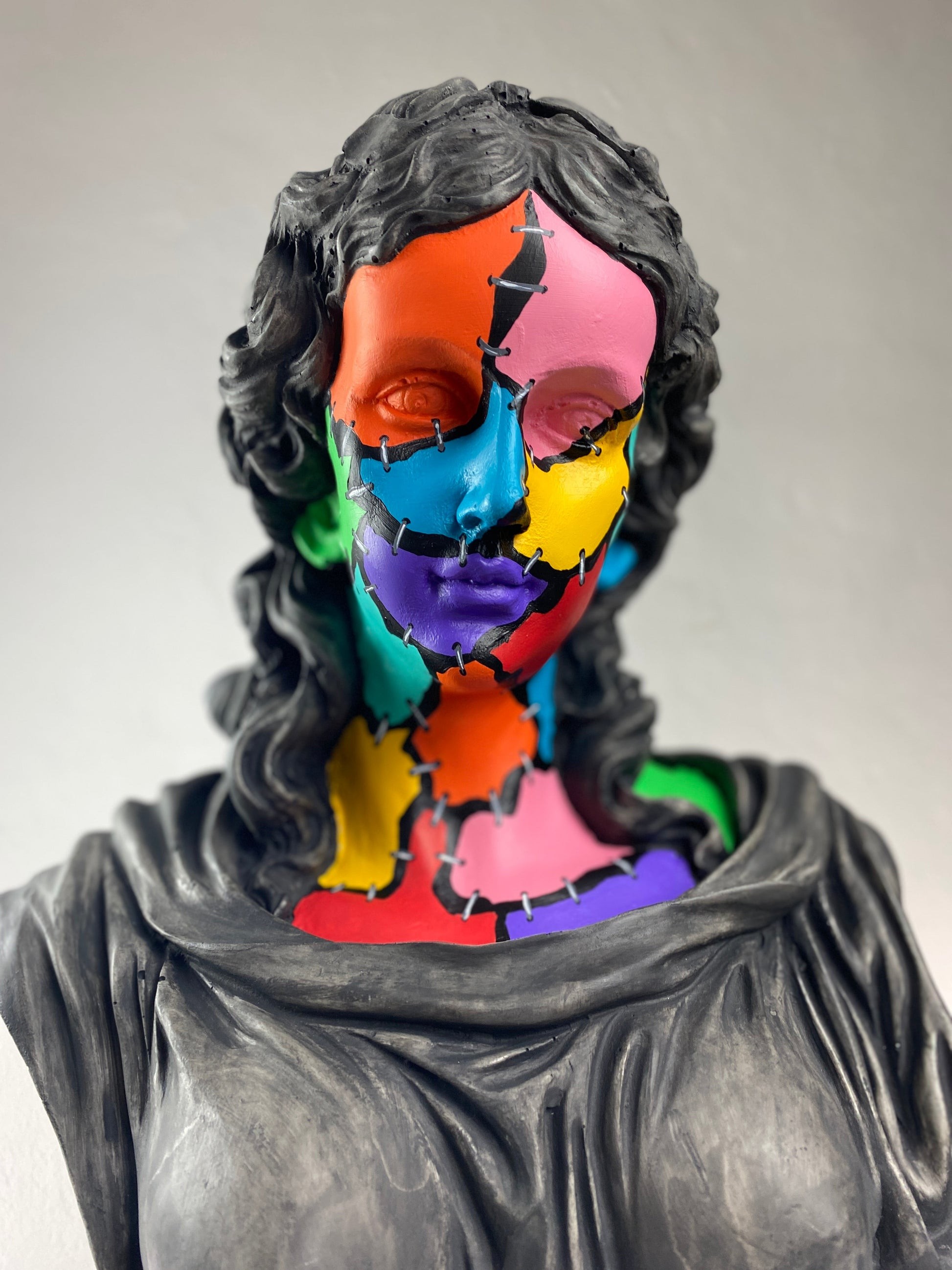 Hera Colorful Zombie Heykel