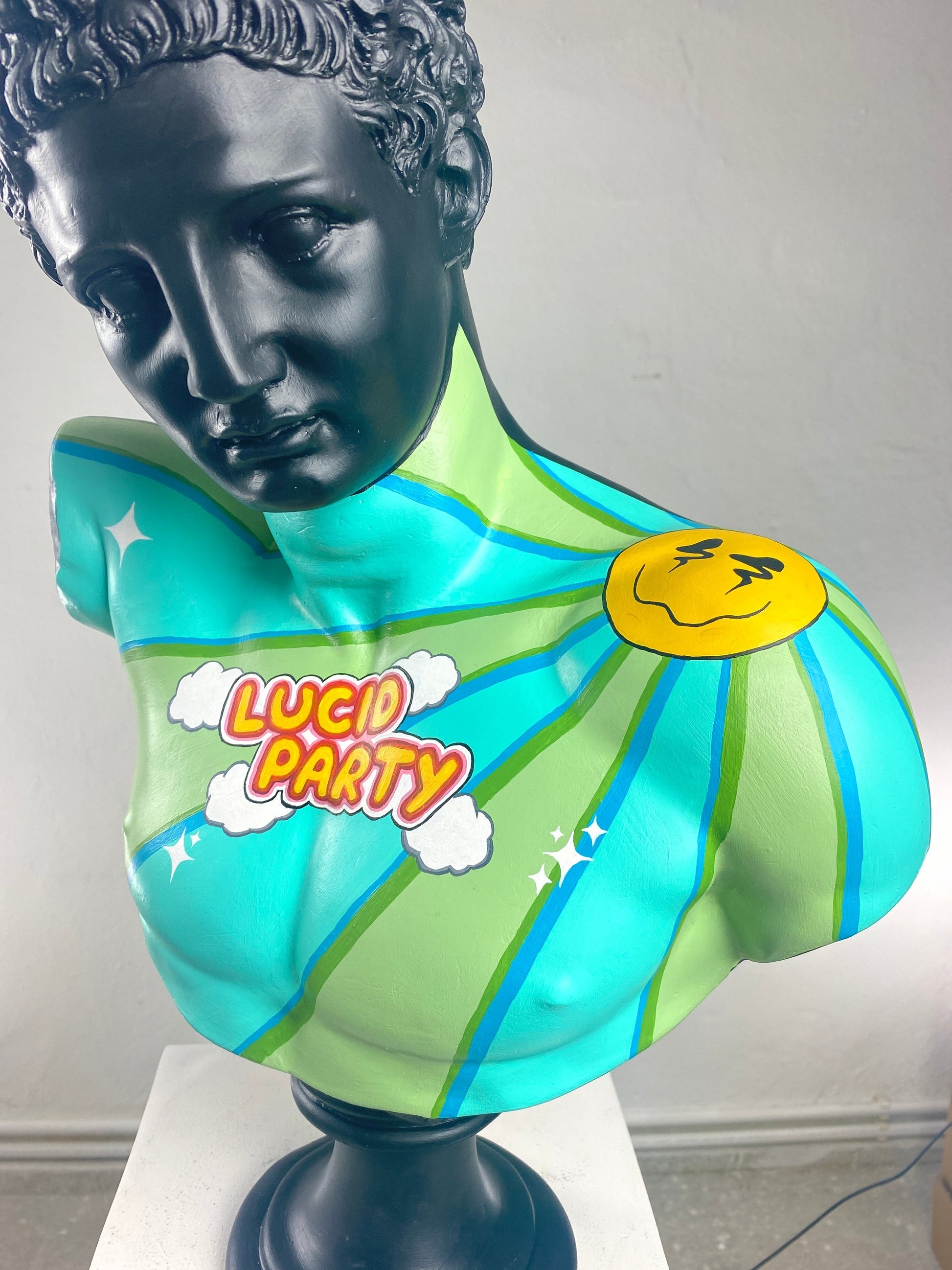Hermes Lucid Party Büyük Heykel