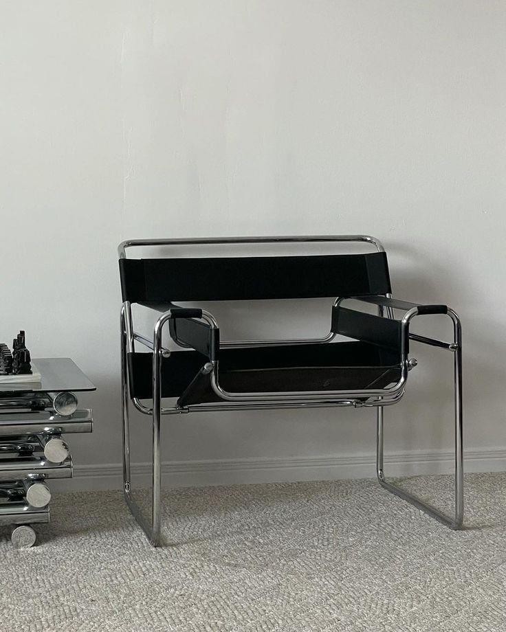 Wassily Chair Berjer - Siyah