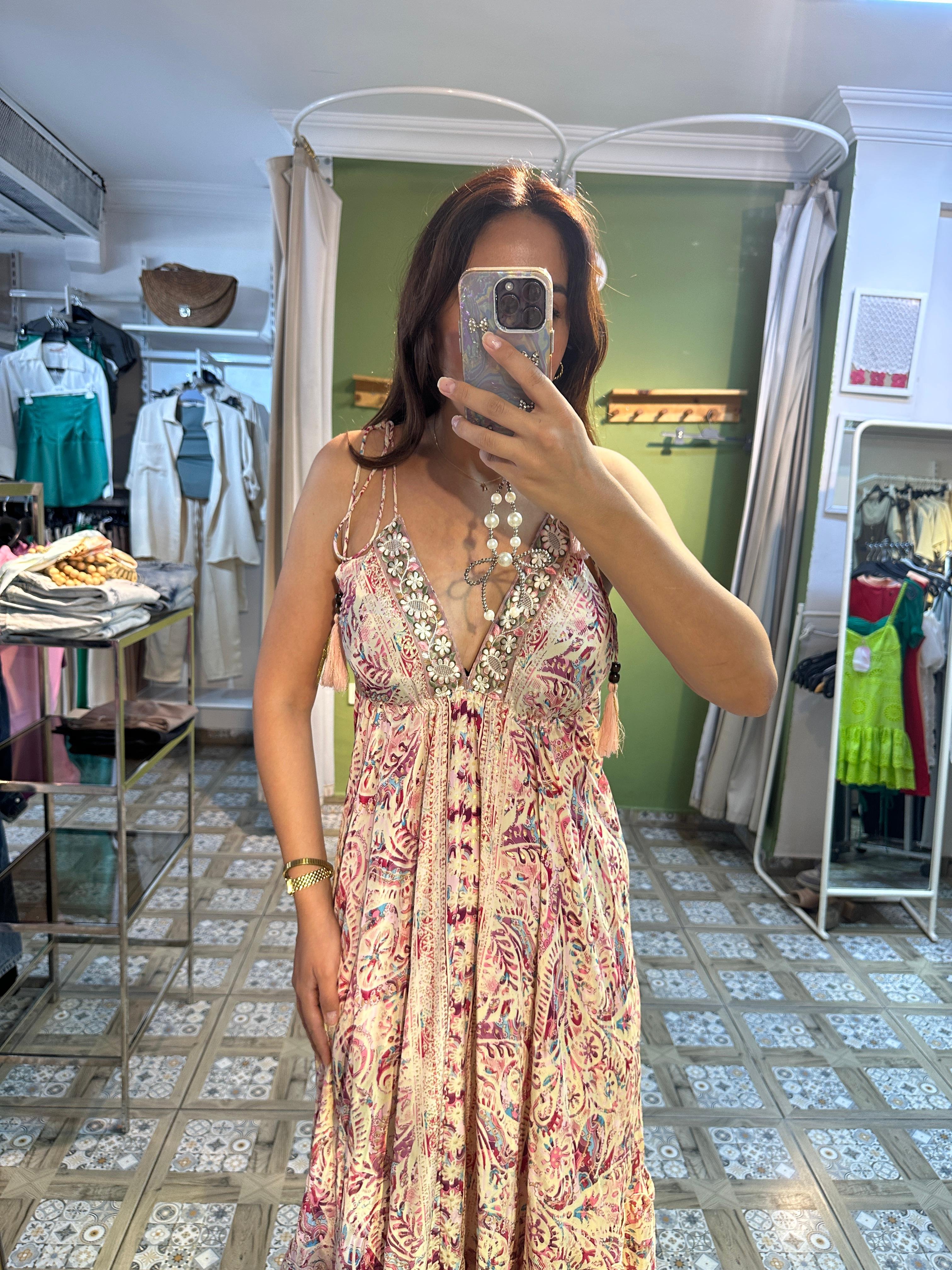 MUA ELBİSE