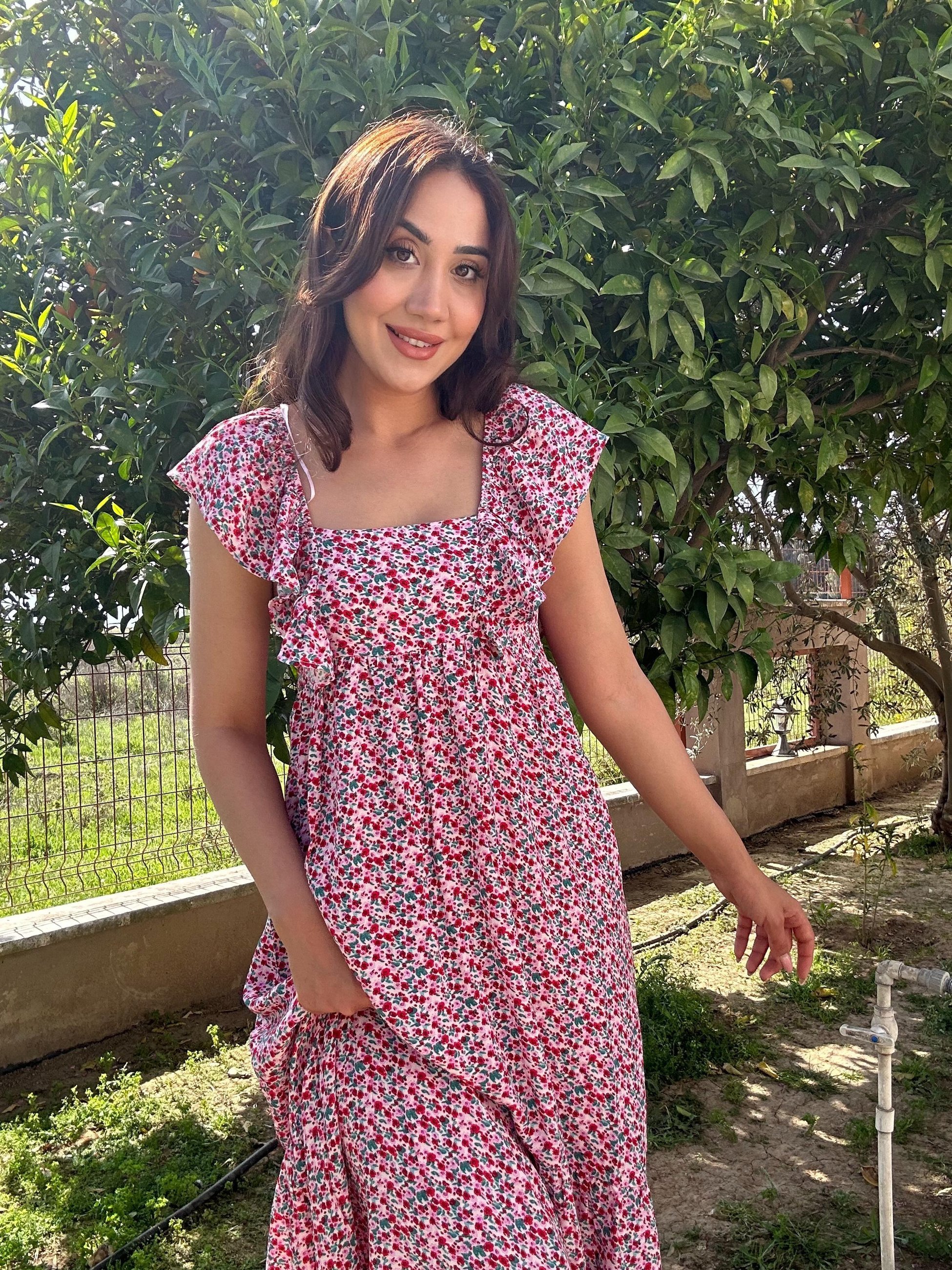 ÇITIR ÇİÇEKLİ DESENLİ ELBİSE