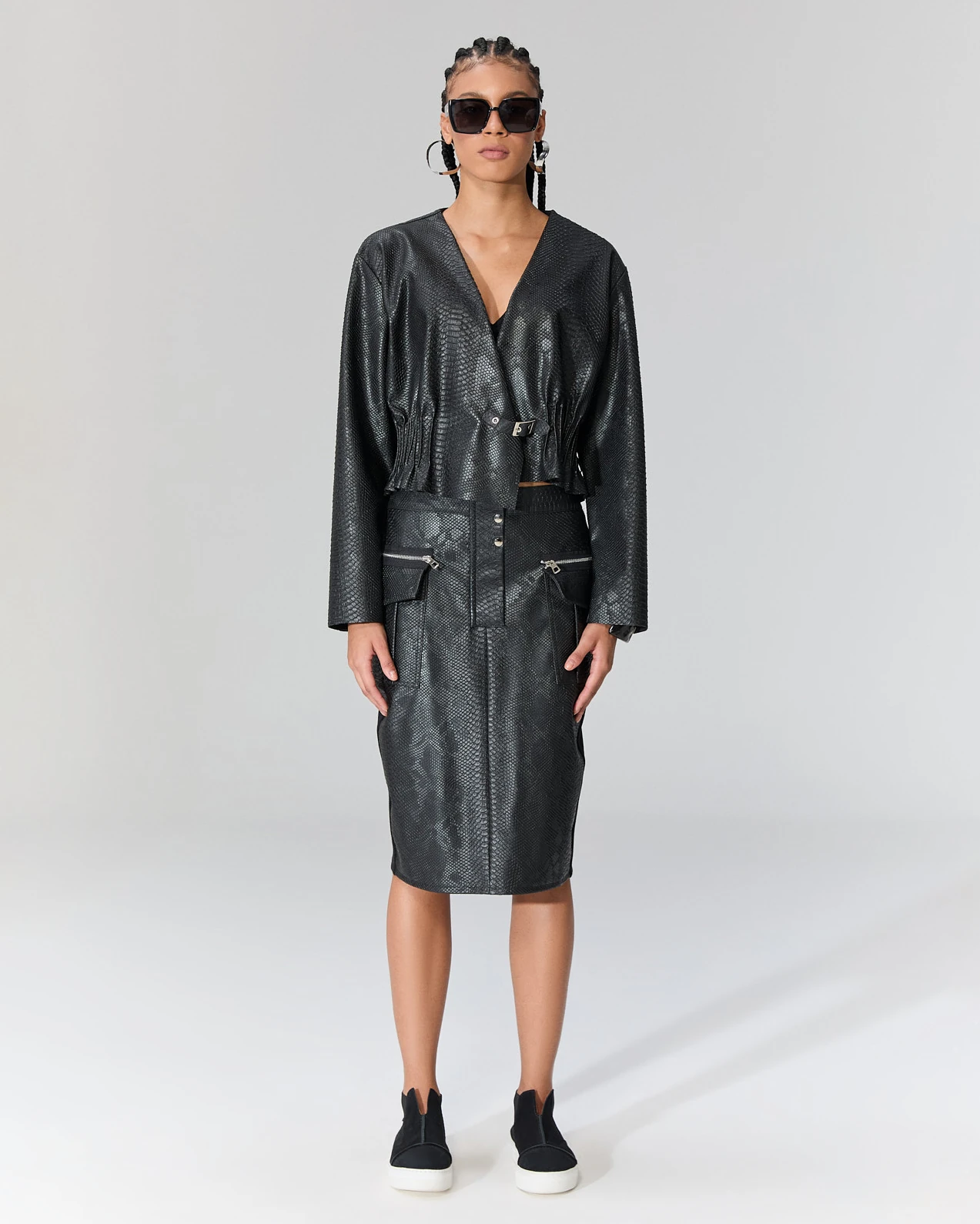 Büzgülü Deri Ceket - Siyah