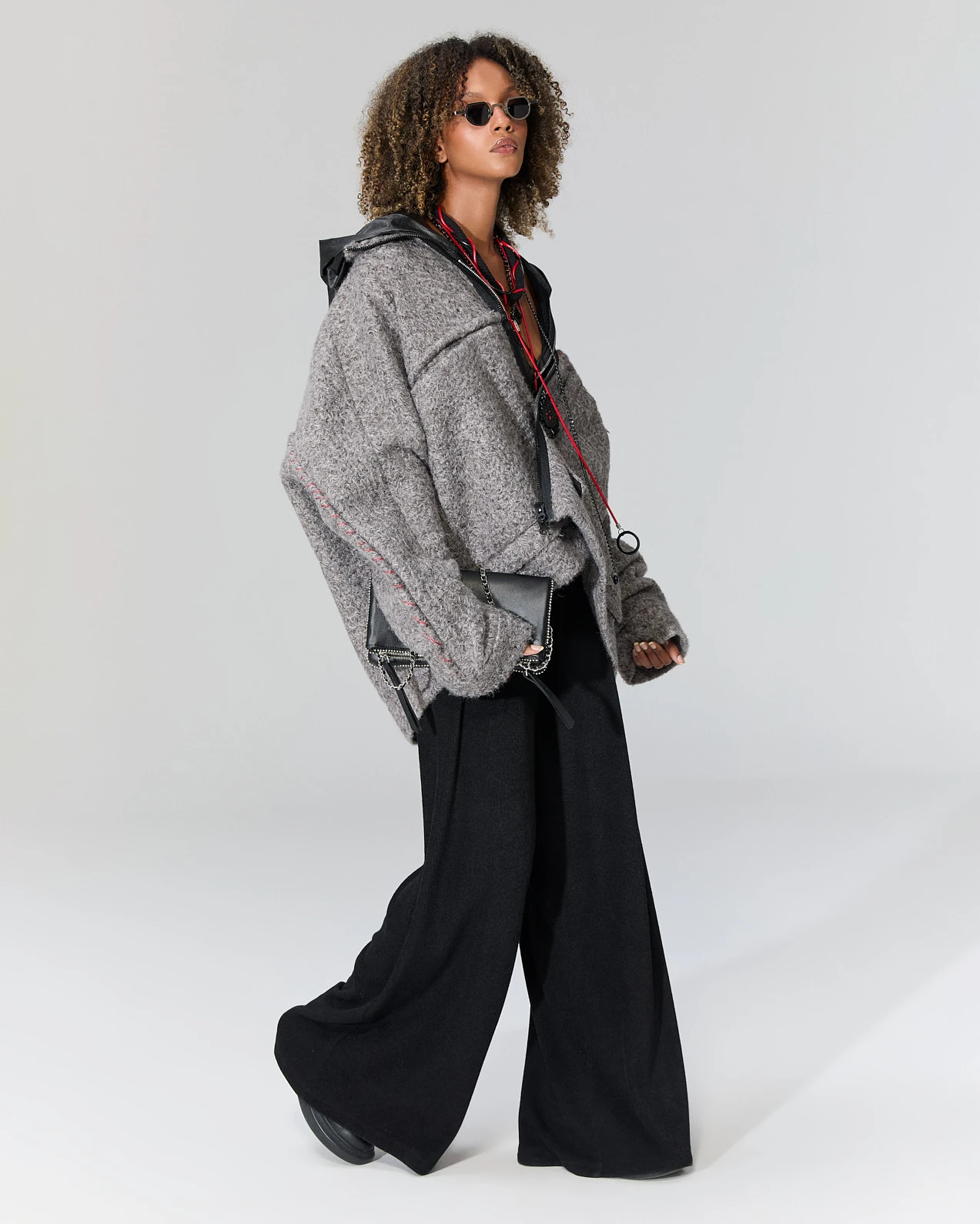 Dikiş Detaylı Kısa Kaban