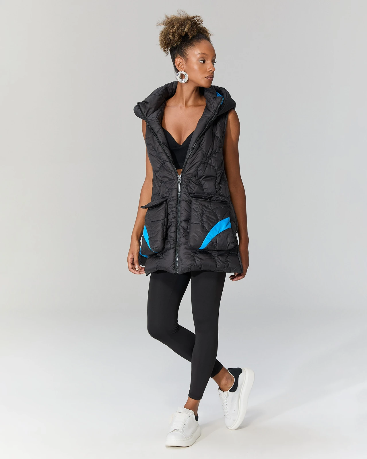 Kapüşonlu Şişme Yelek - Siyah