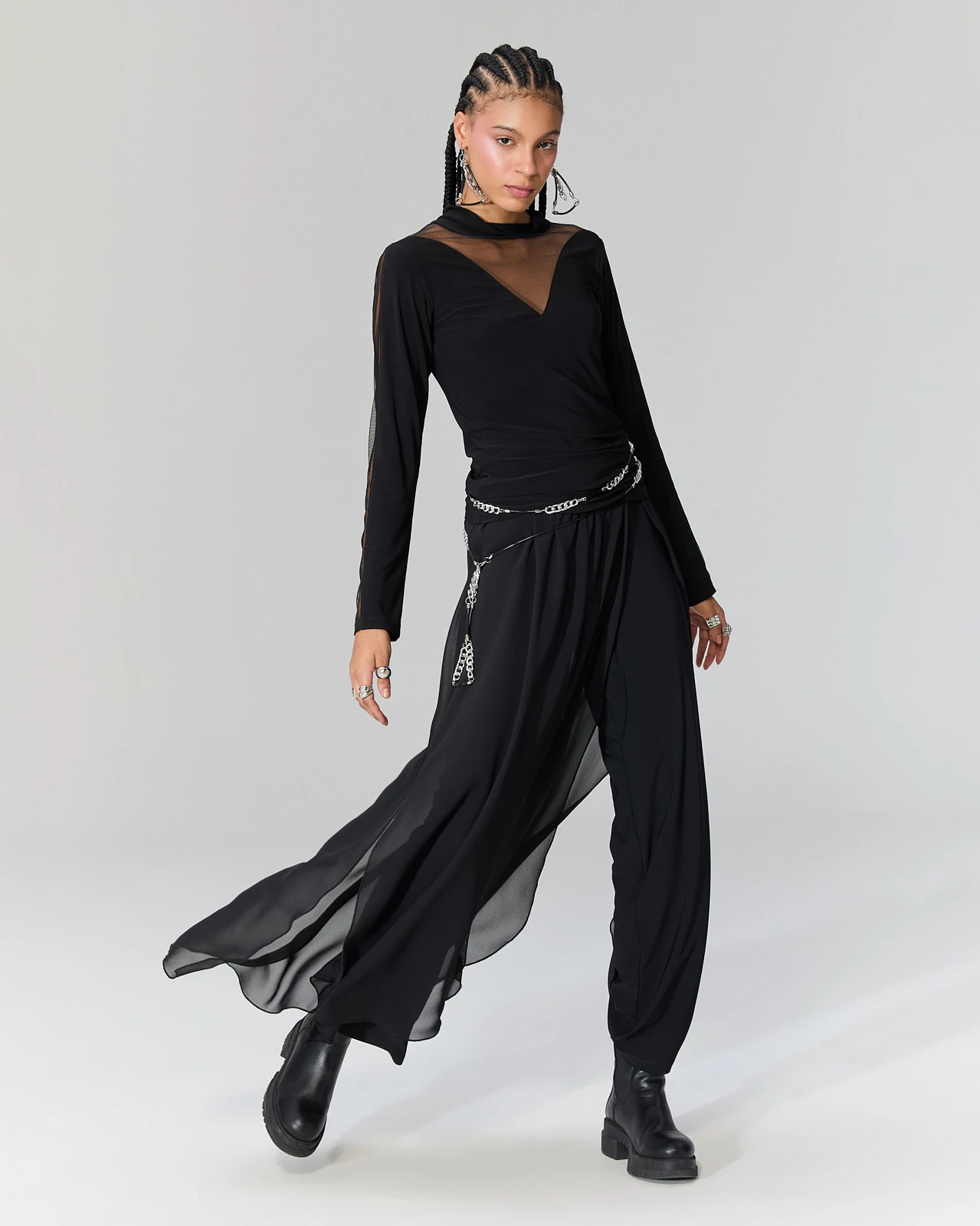 Tül Detaylı Balıkçı Bluz - Siyah