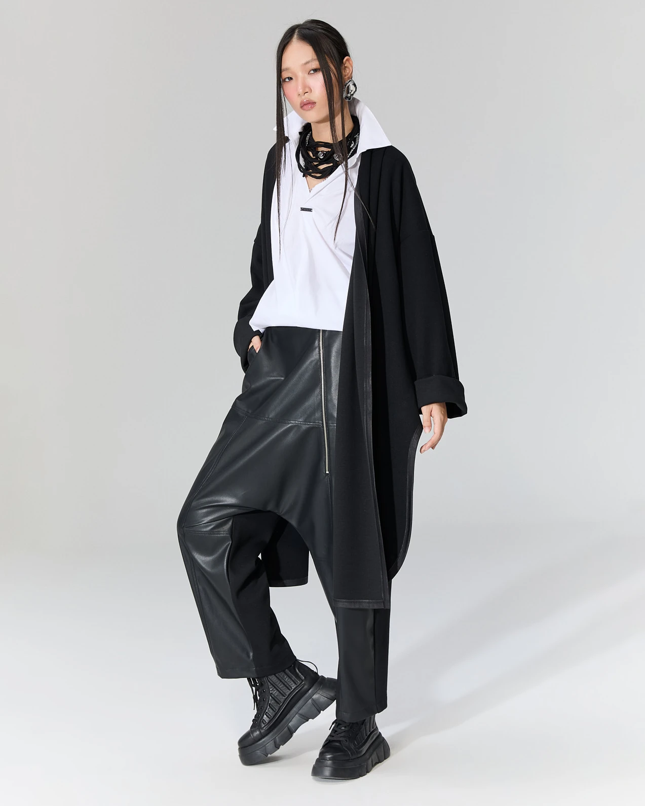 Fermuarlı Deri Şalvar