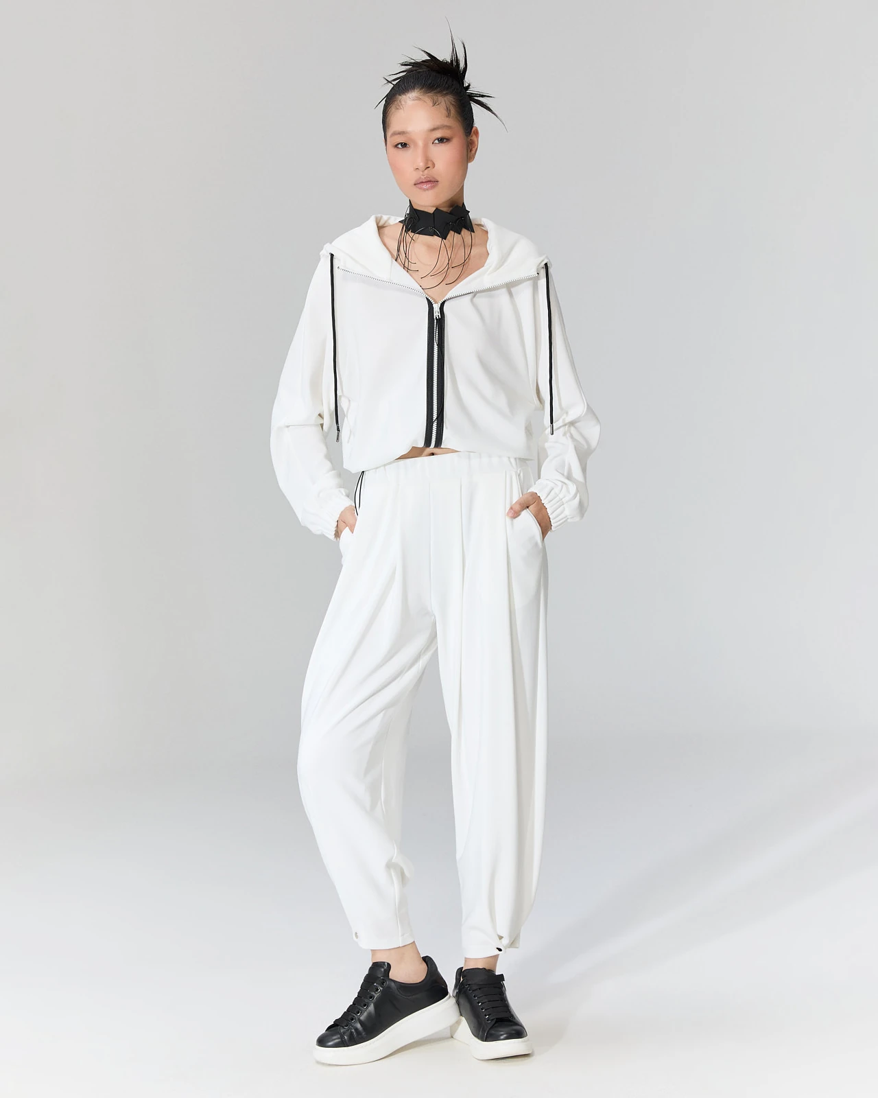 Büzgülü Kapüşonlu Ceket