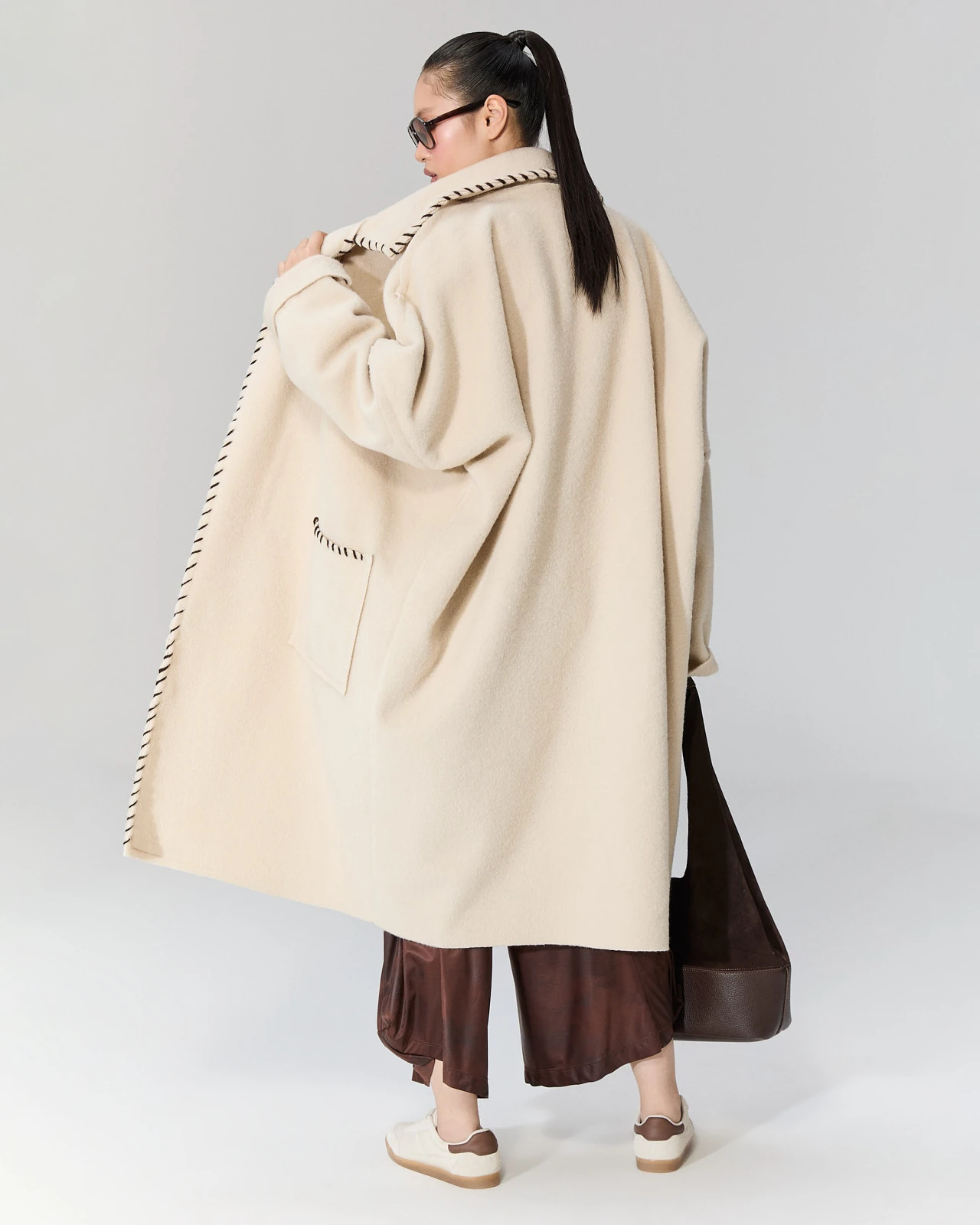 Dikiş Detaylı Uzun Kaban