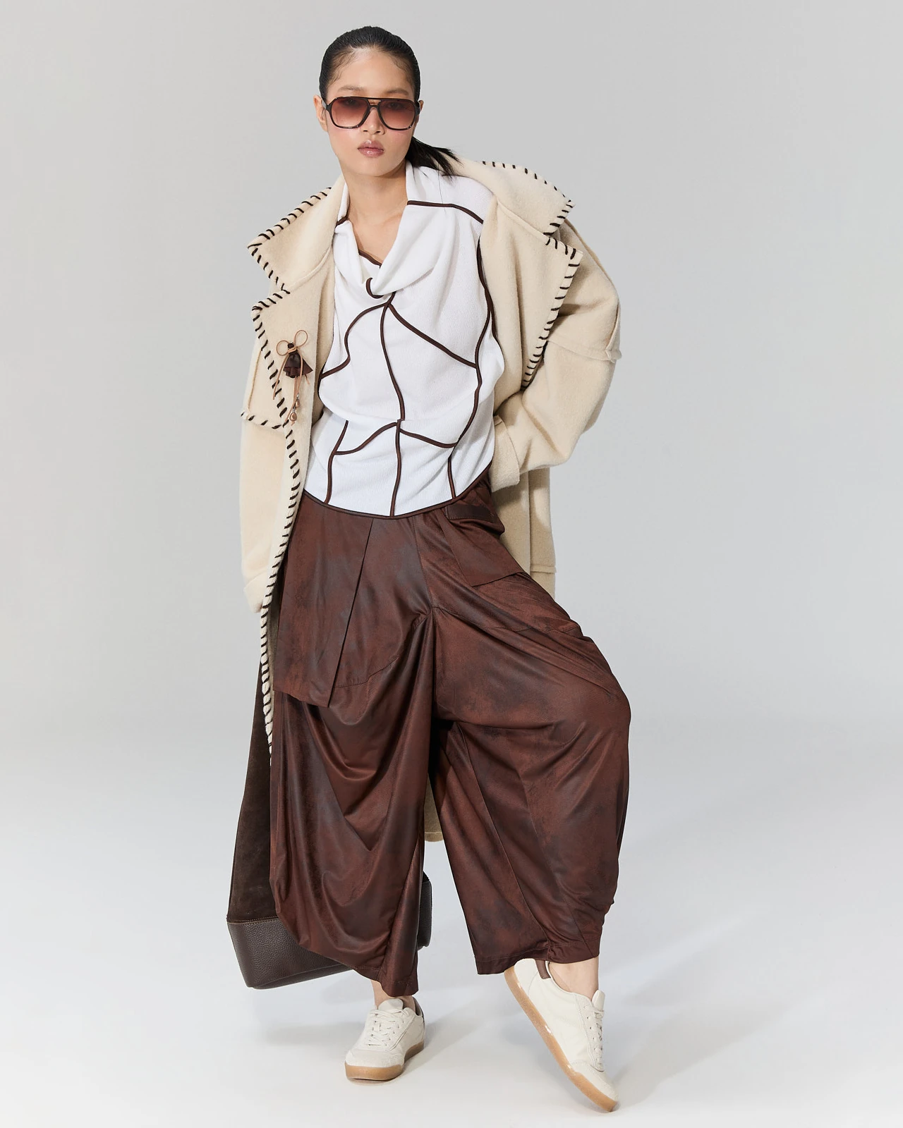 Dikiş Detaylı Uzun Kaban