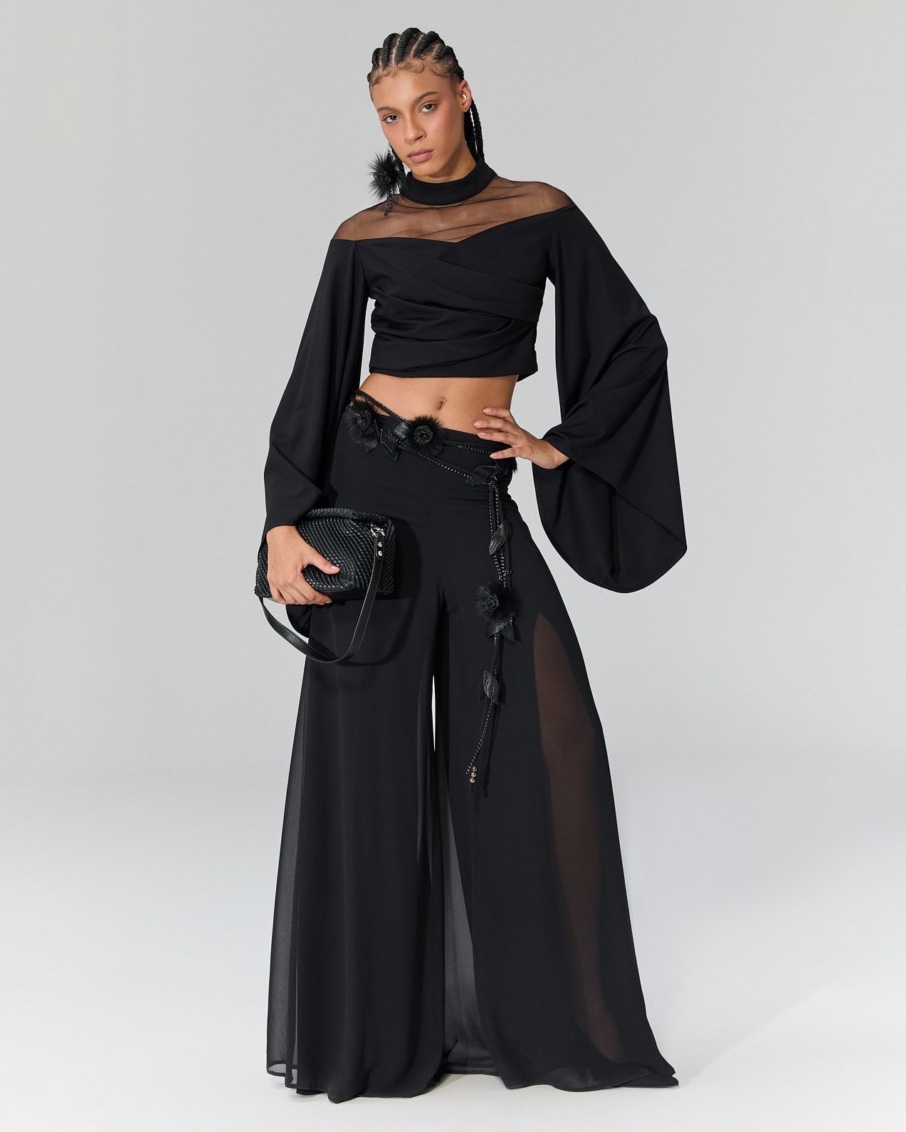 Tül Detaylı Crop Bluz - Siyah