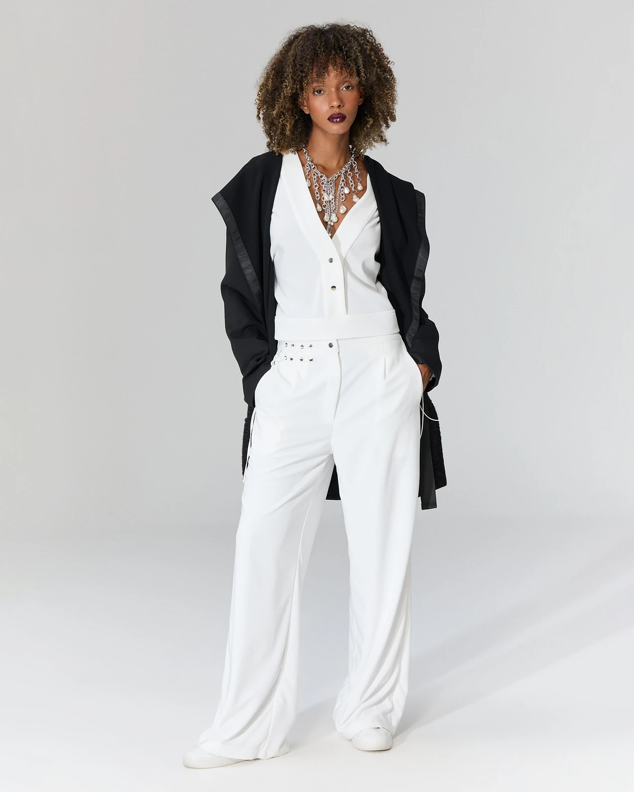 Peluş Detaylı Ceket