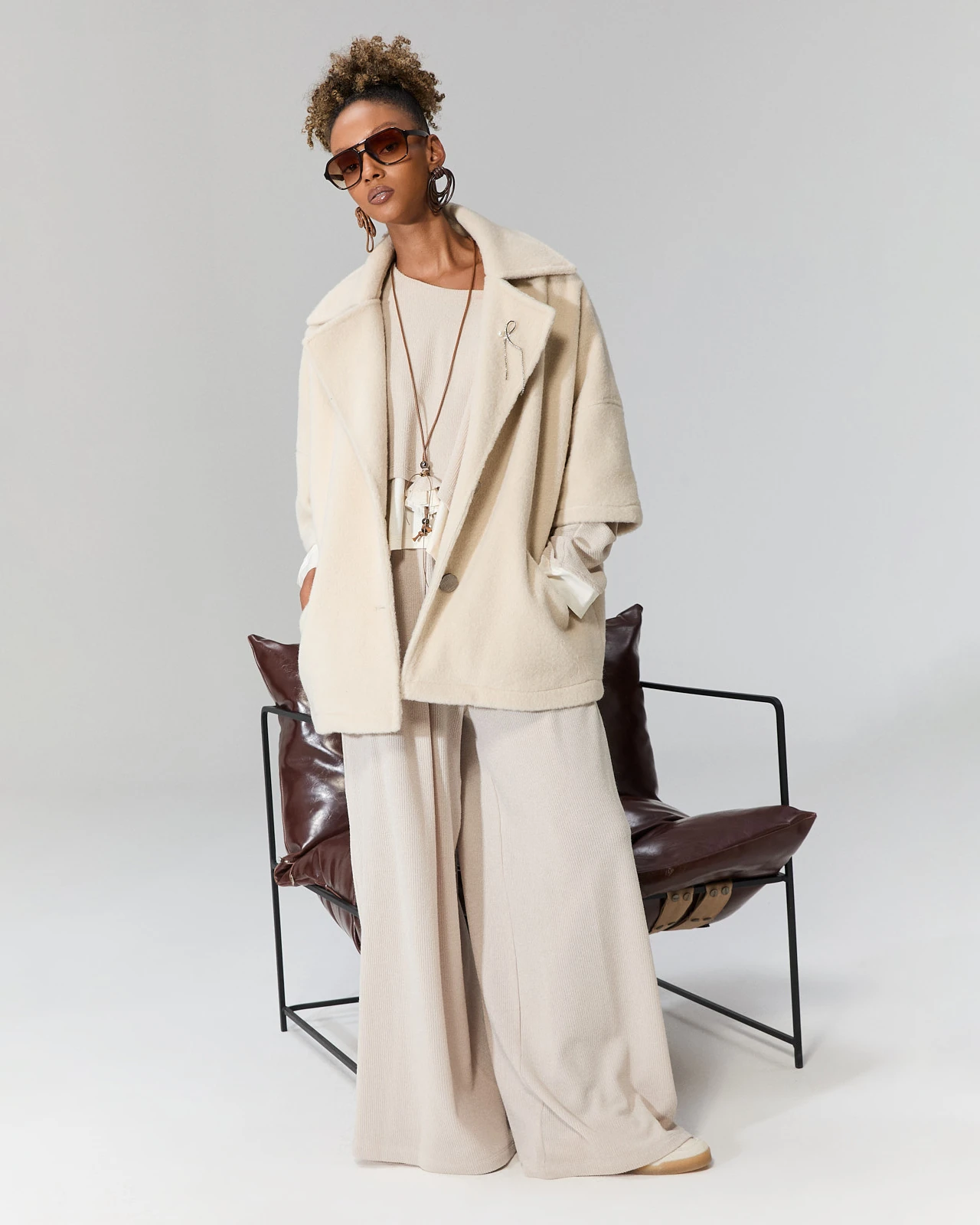 Truvakar Kollu Peluş Ceket - Bej