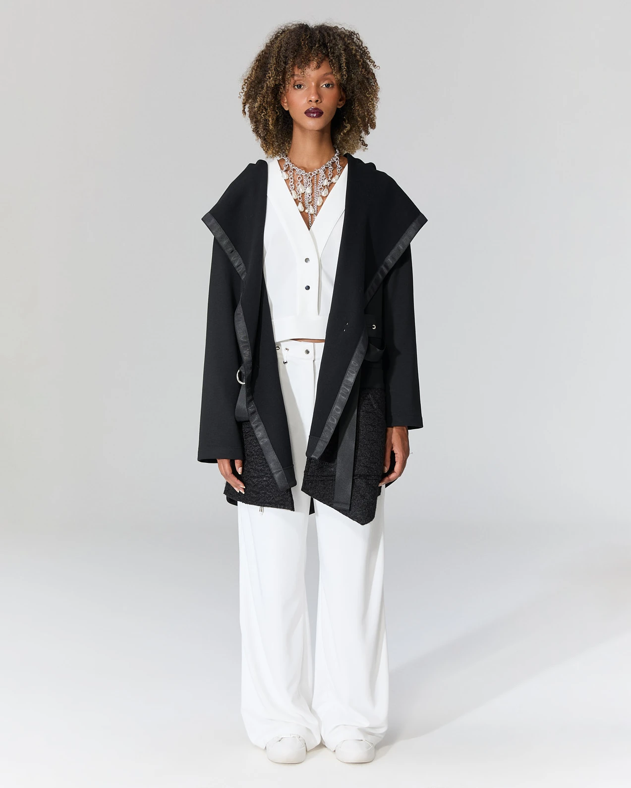 Peluş Detaylı Ceket - Siyah