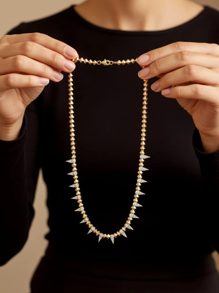 925 Ayar Gümüş Altın Kaplama Zirkon Taşlı Tasarım Gerdanlık