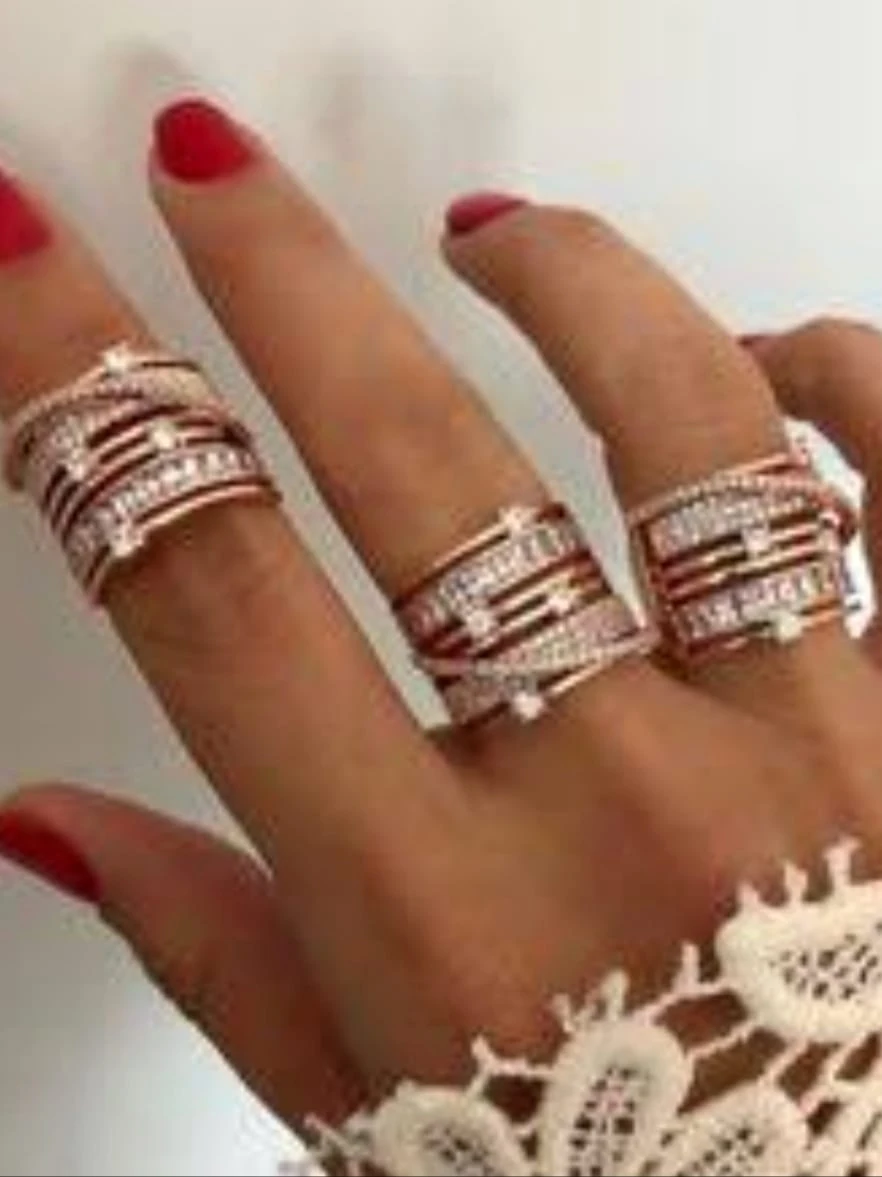 925 Ayar Gümüş  Zirkon Yuvarlak ve Baget Çok Taşlı  Geniş Bant Sarmal Ayarlanabilir  Bildirim Yüzük 