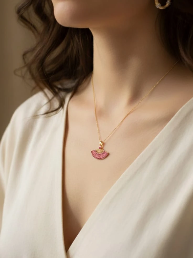 925 Ayar Gümüş Kırmızı Mineli Yelpaze Kolye 