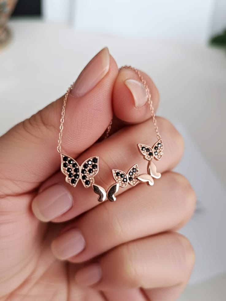 925 Ayar Gümüş Siyah Zirkon Taşlı Kelebekler Kolye