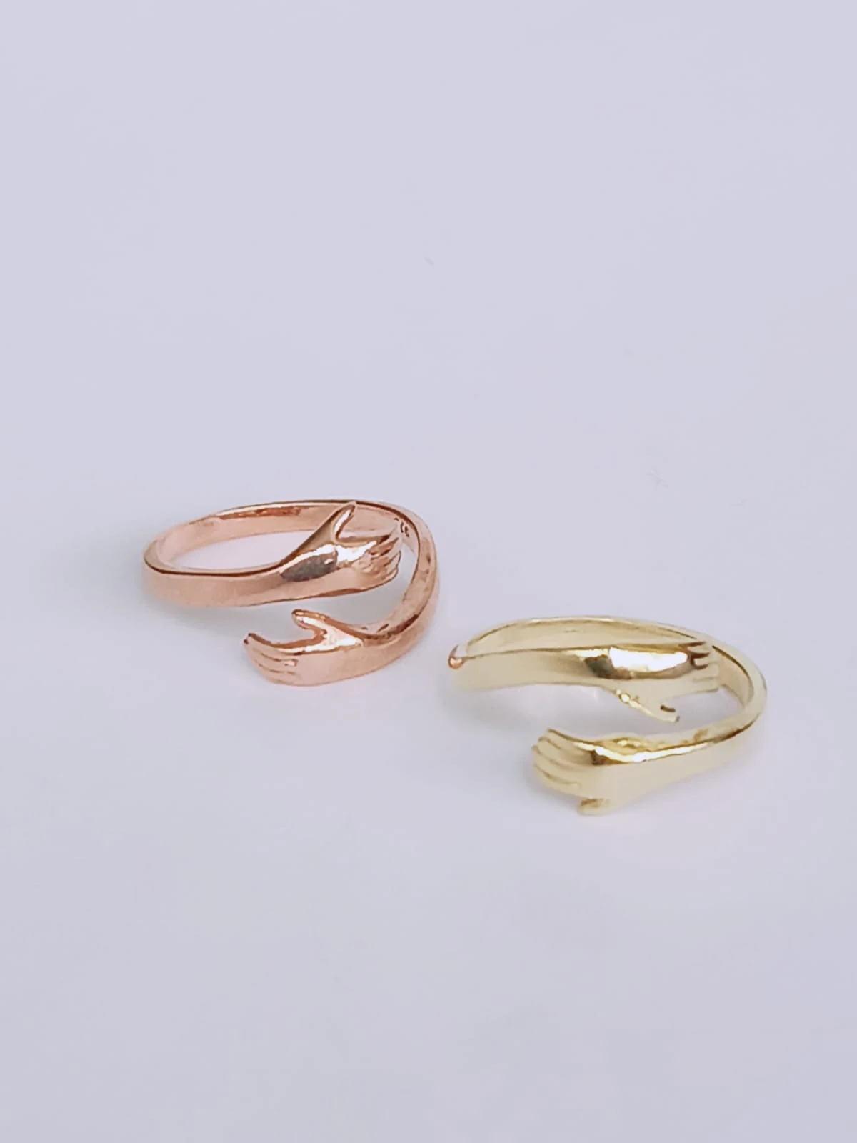 925 Ayar Gümüş Ayarlanabilen Sarılan Eller Yüzük