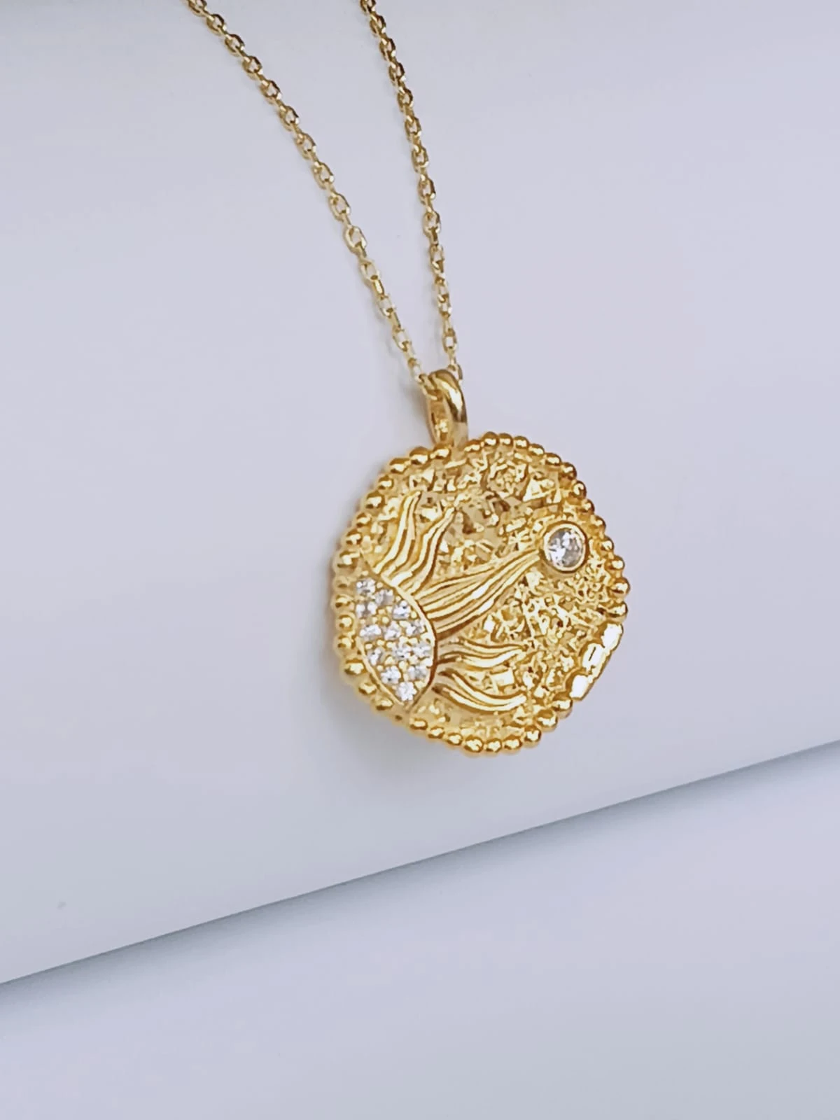 925 Ayar Gümüş Zirkon Taşlı Golden Dawn Kolye