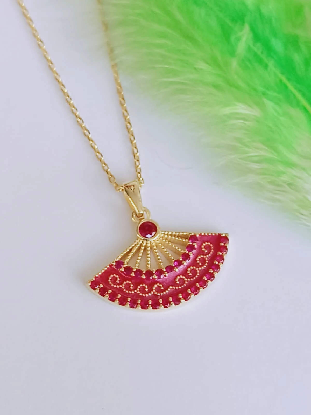 925 Ayar Gümüş Kırmızı Mineli Yelpaze Kolye 