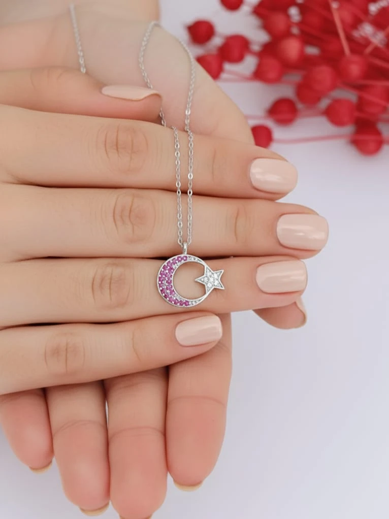 925 Gümüş Zirkon Taşlı Ay Yıldız Kadın Kolye