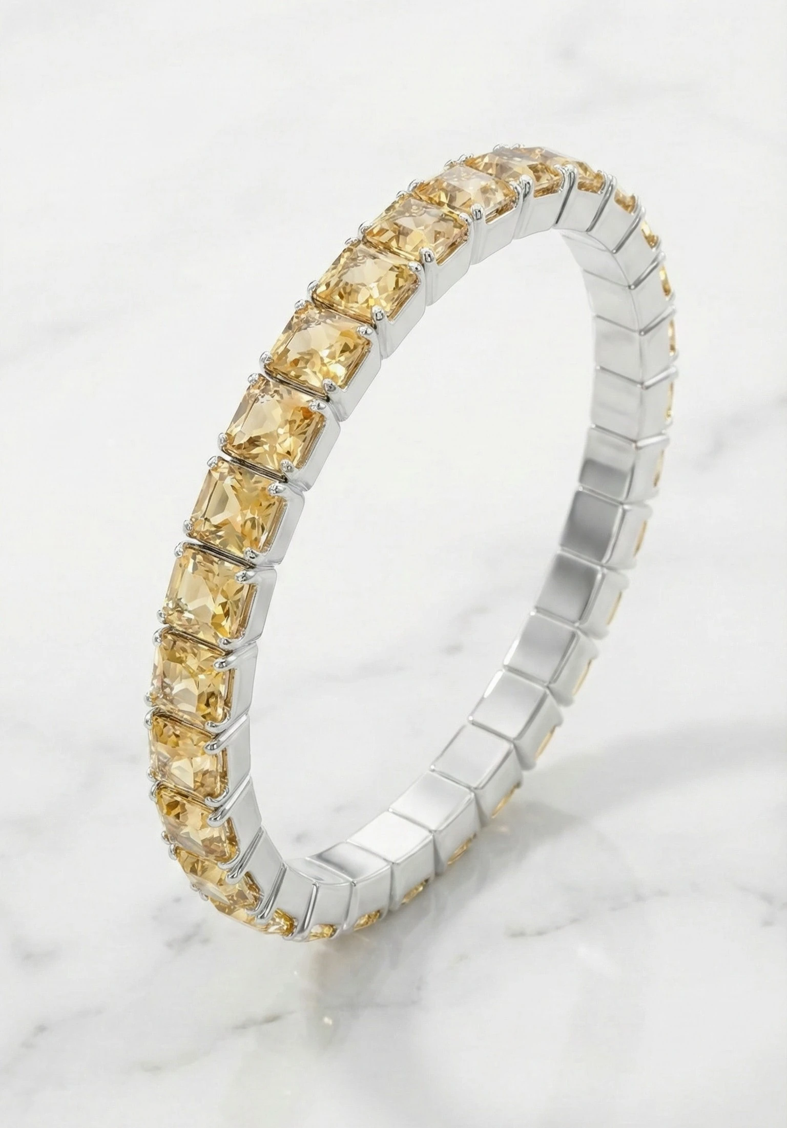 Kare Kesim Şampanya Kristal Taşlı Çelik Bileklik