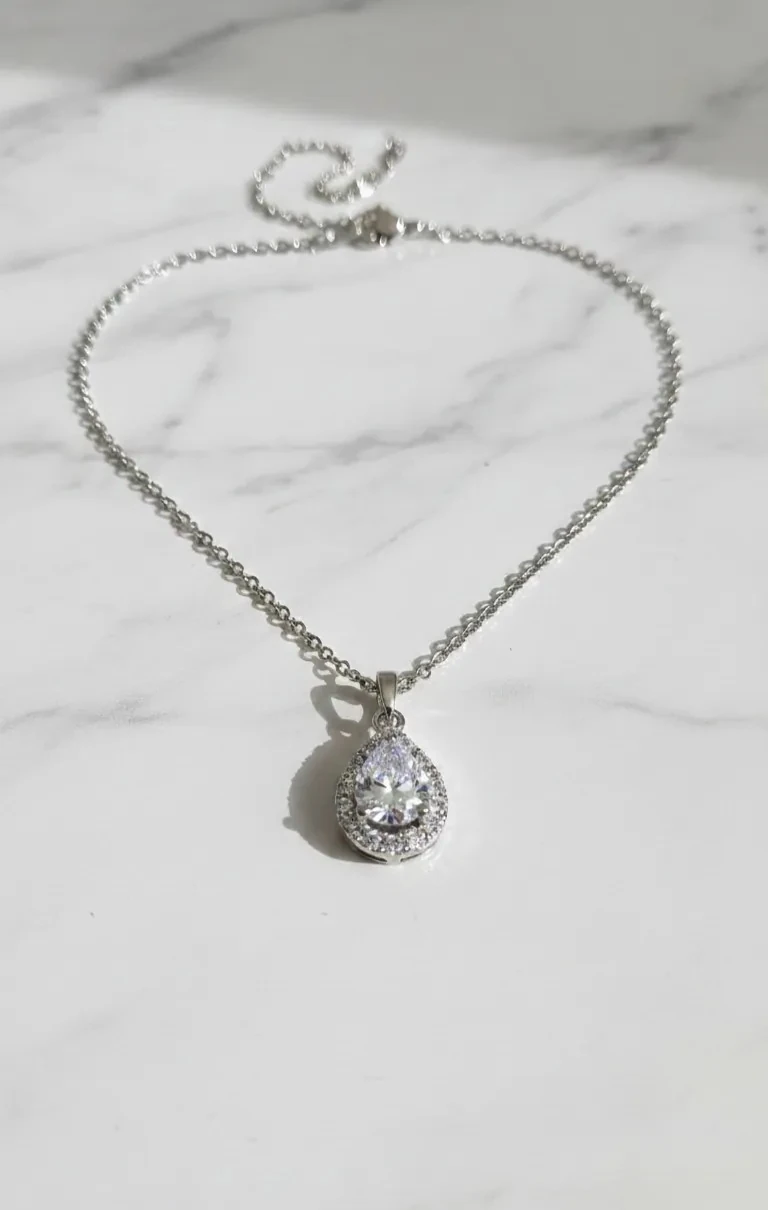 Zarif Damla Kesim Çelik Kolye