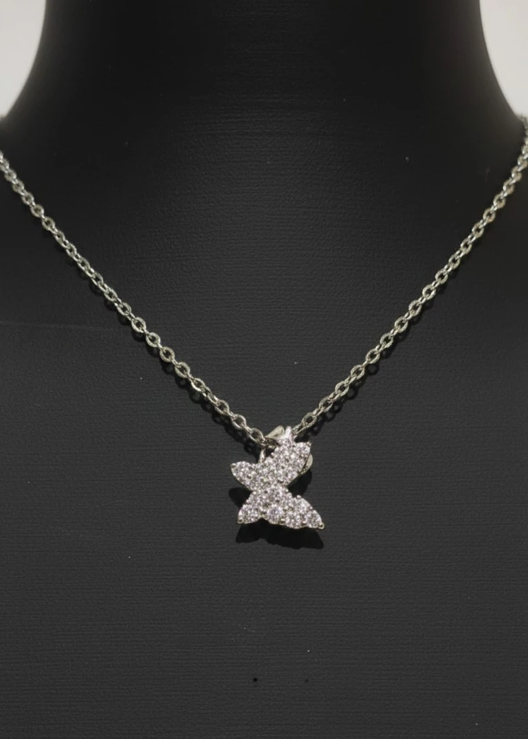 Zarif Kanatlar: Minimal Kelebek Kolye