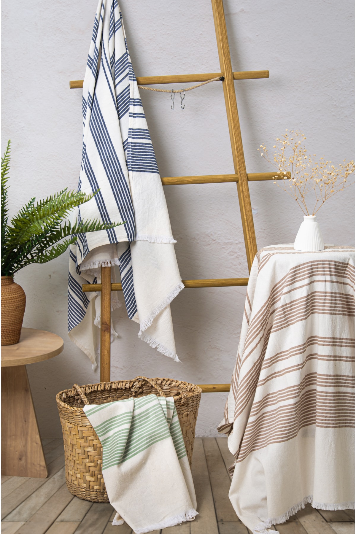 Luma İnce Çizgili Pamuklu Peştemal 80X165