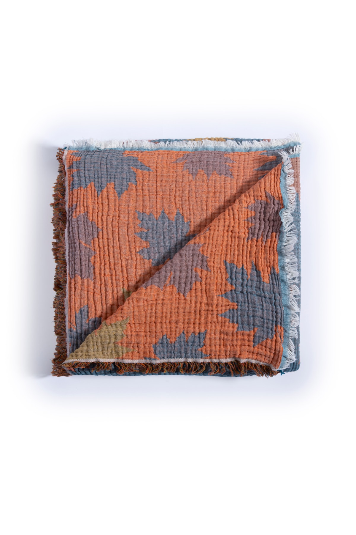 4 Katlı Müslin Çınar Yaprağı Desenli Yatak Örtüsü 240 x 260