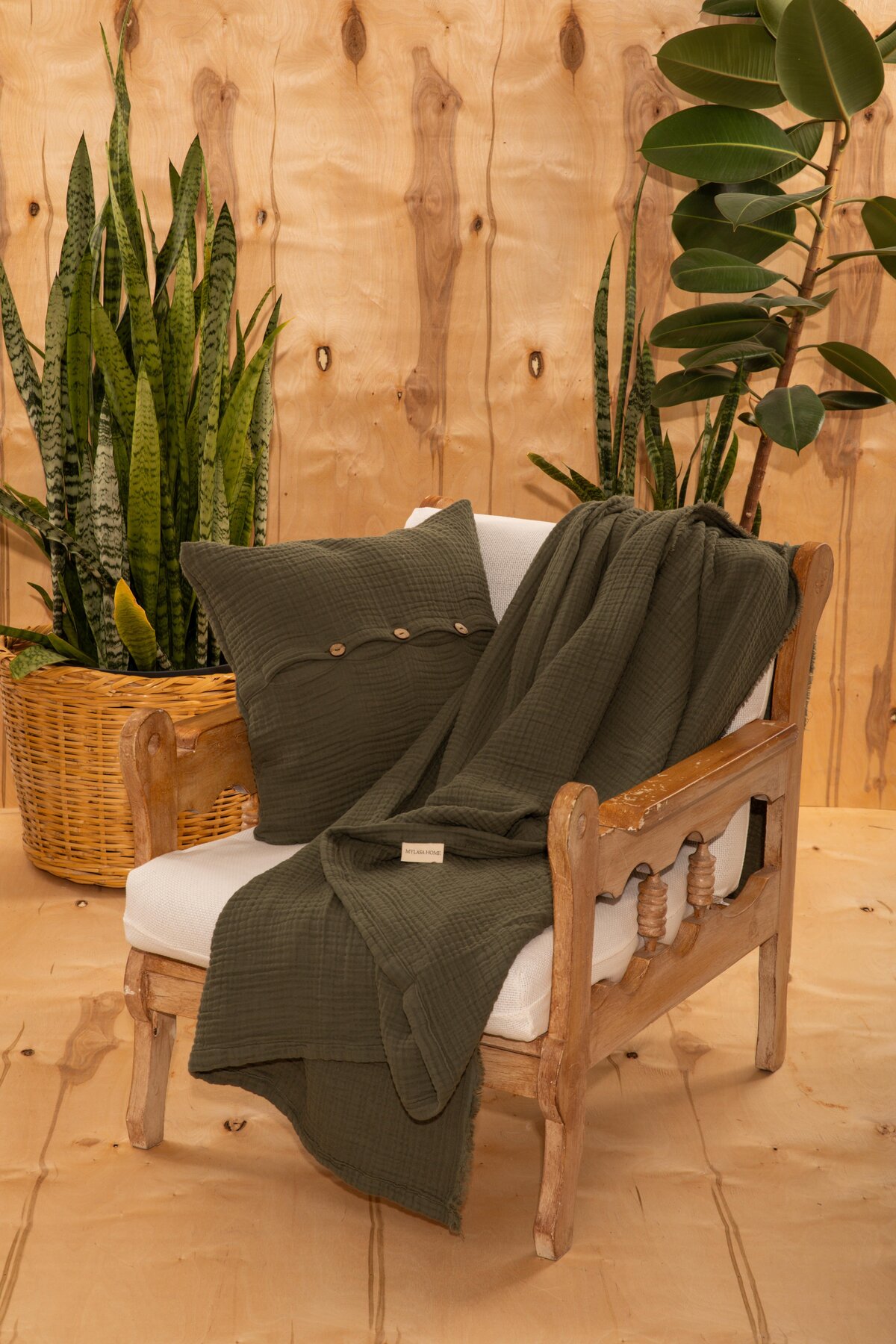 Definite Serisi %100 Pamuk 4 Katlı Müslin Throw & Kırlent Takımı - haki