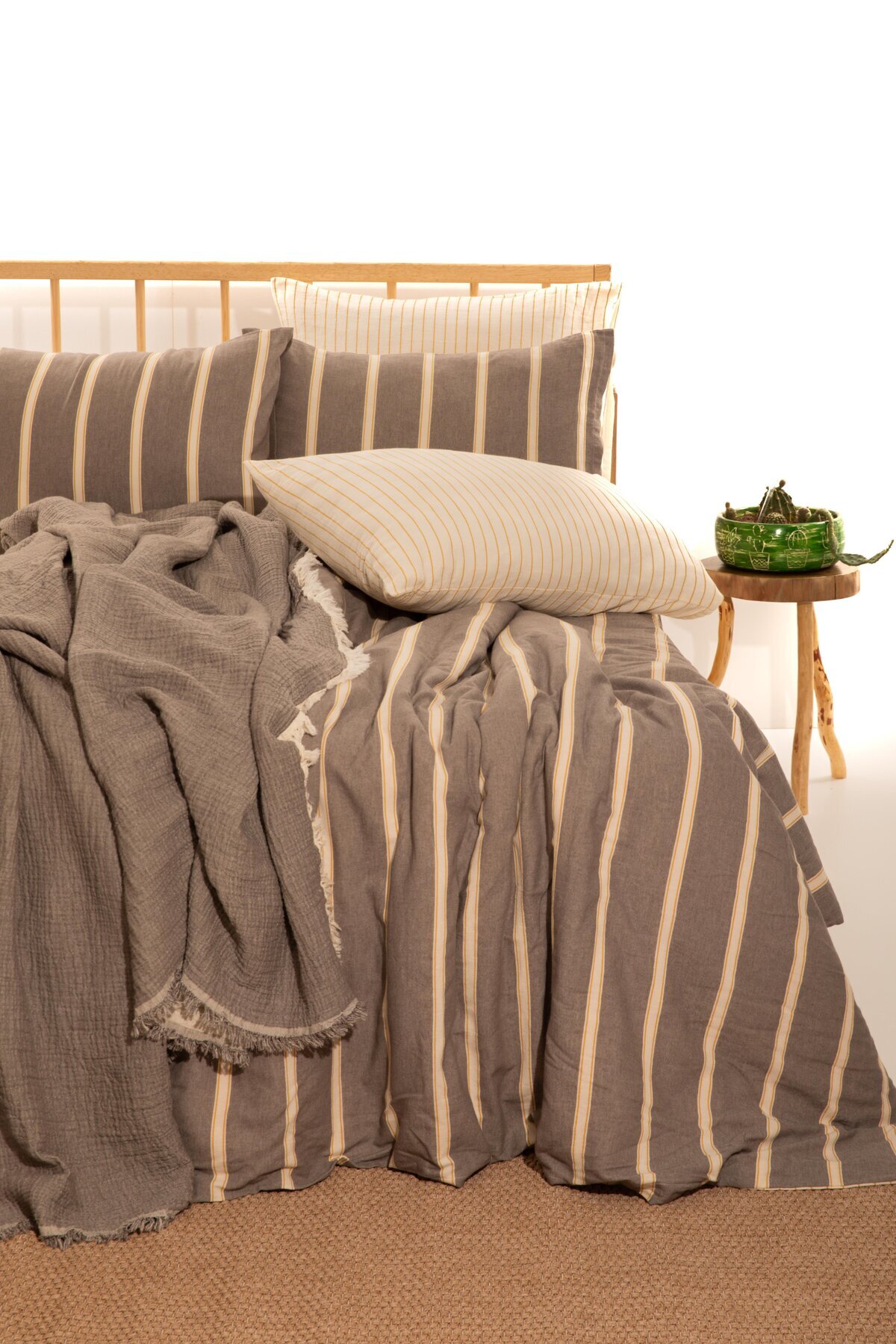 Stripy Dreams Premium Nevresim Takımı Çift Kişilik | Nevresim,4 Adet Yastık Kılıfı,düz Çarşaflı |